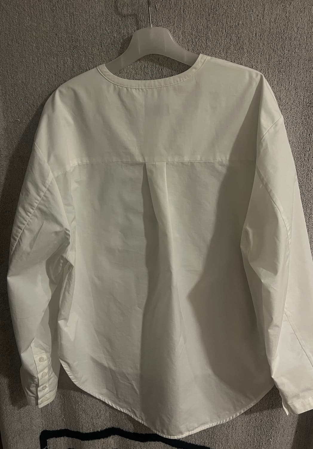 MOHAN 모한 라운드넥 블라우스 상품이미지2