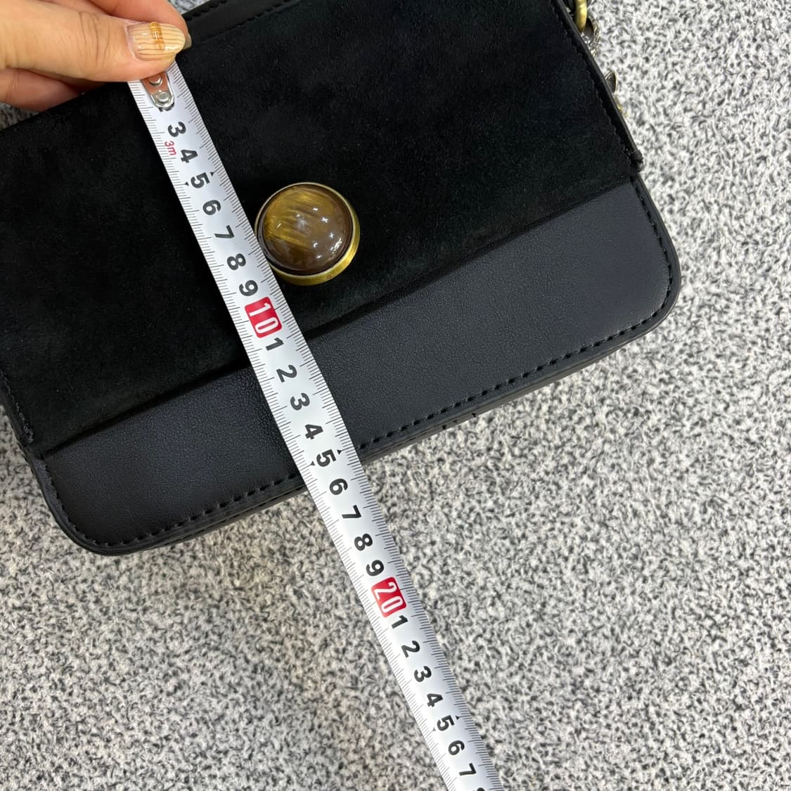 자라 원형 장식 스웨이드 숄더백 0409J 상품이미지9