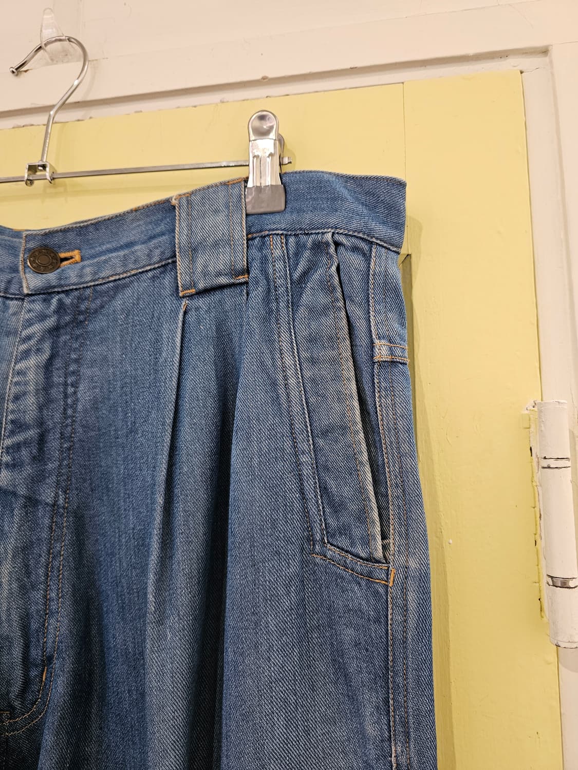 Rocky Rabbit 핀턱 데님 슬랙스 상품이미지5