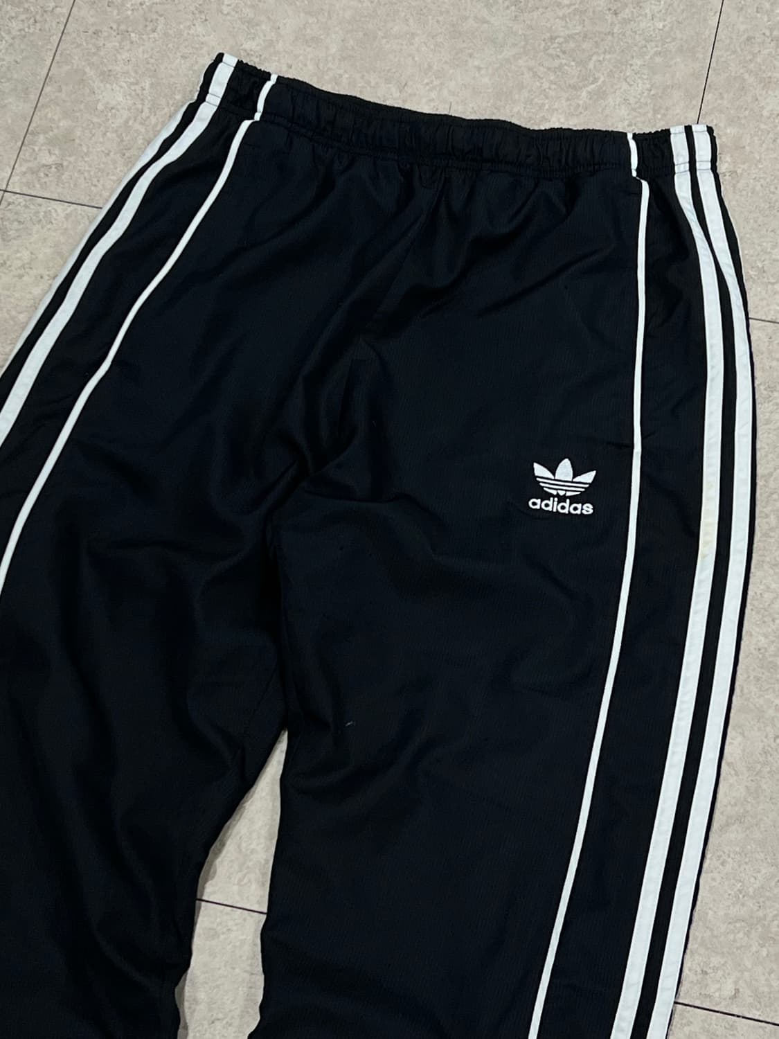 아디다스 삼선 우븐 트랙 조거팬츠 블랙 상품이미지3