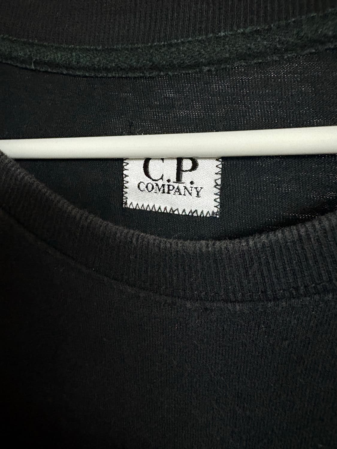 CP컴퍼니 맨투맨 상품이미지2