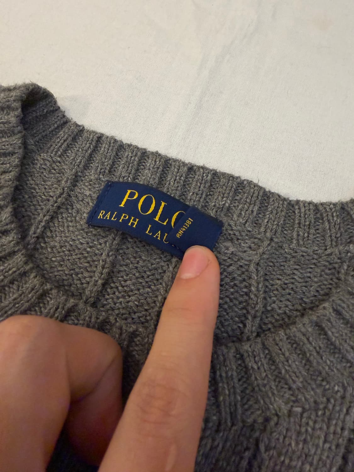 폴로 랄프로렌 꽈배기 케이블 니트 그레이 상품이미지4