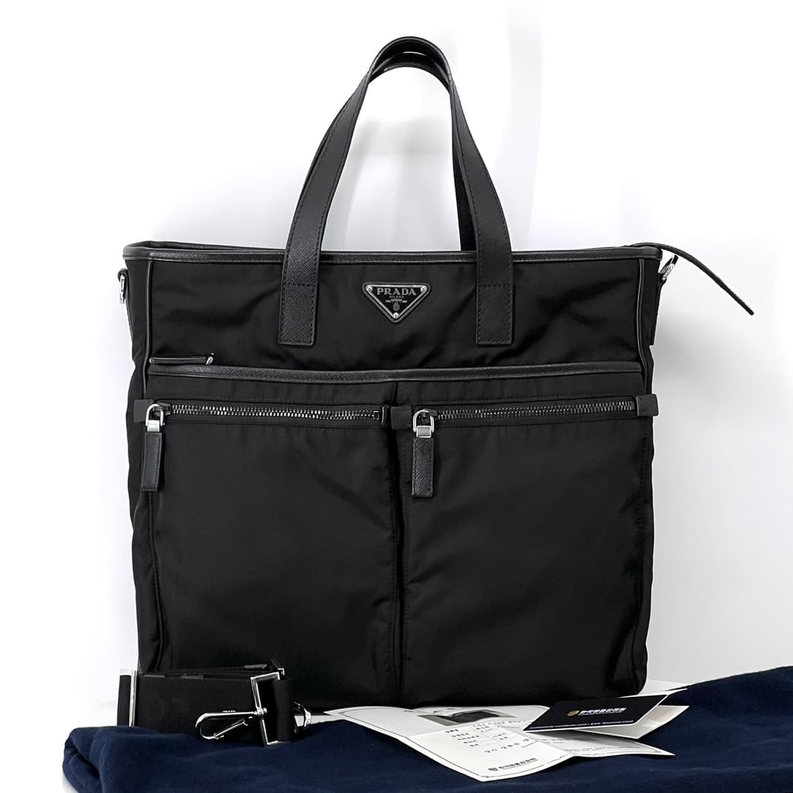 프라다 리나일론 삼각로고 토트백 & 숄더백 블랙 (2VG860) 상품이미지3