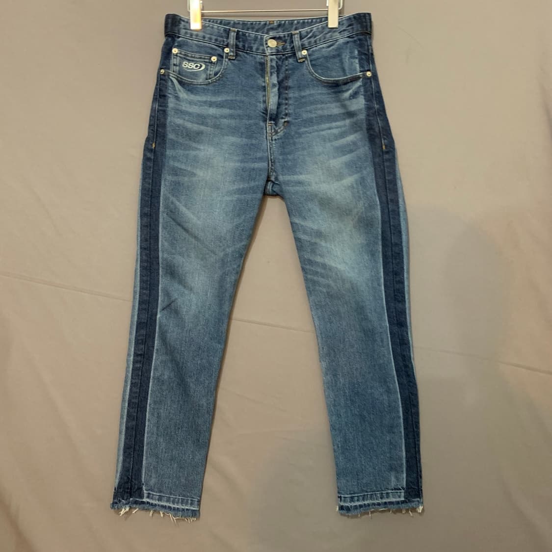 30인치 시스템옴므 18 사이드 배색 워싱 컷팅 스판 데님 청바지 상품이미지1