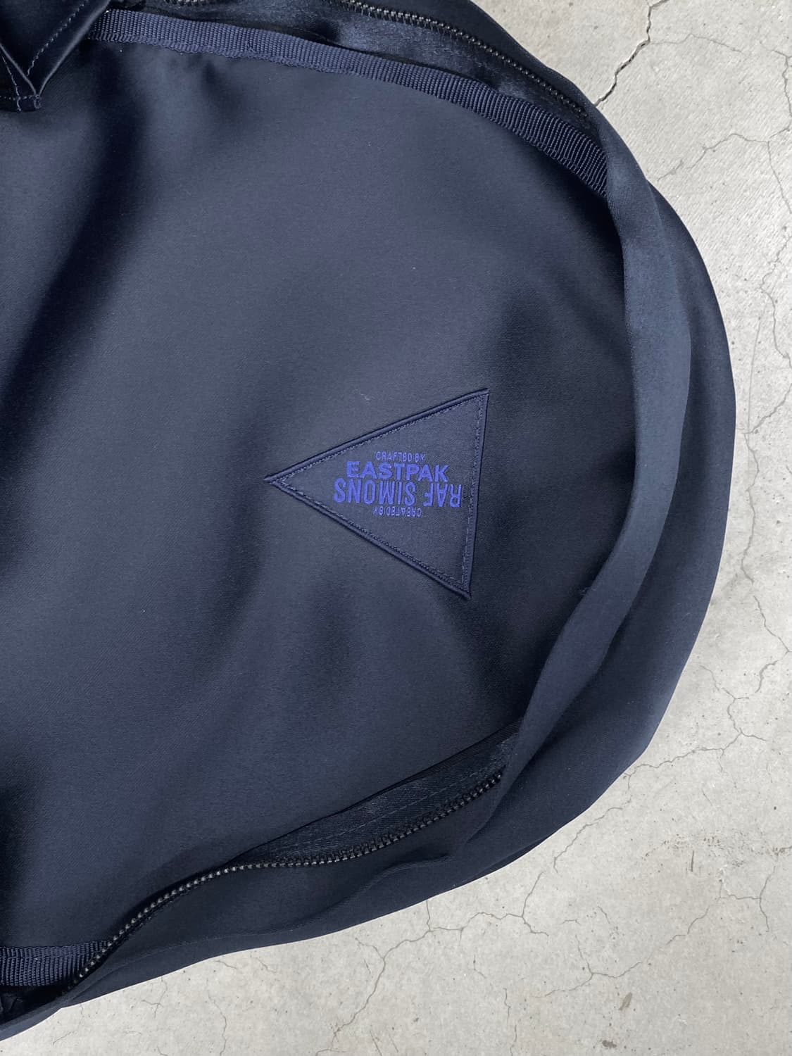 라프시몬스 x 이스트팩 사틴 백팩 (2013) 상품이미지4