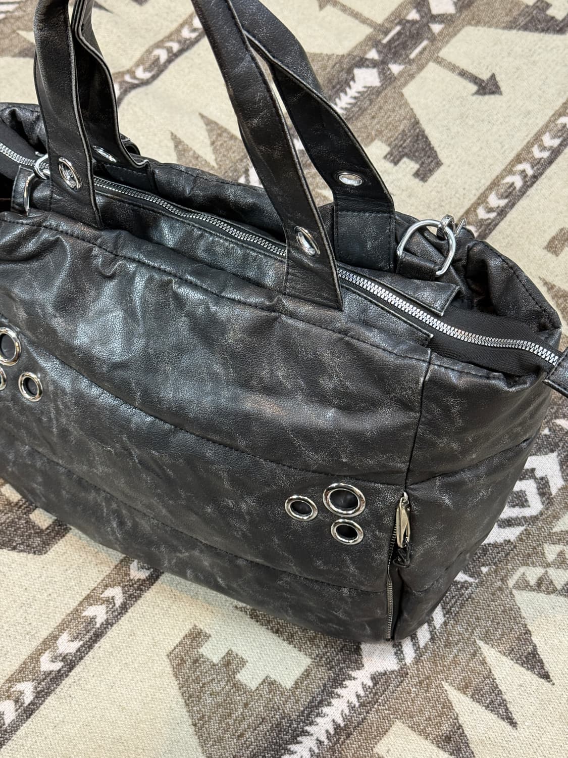 쿨사이드 옵더 필로우 트래블백 애쉬 블랙 상품이미지5