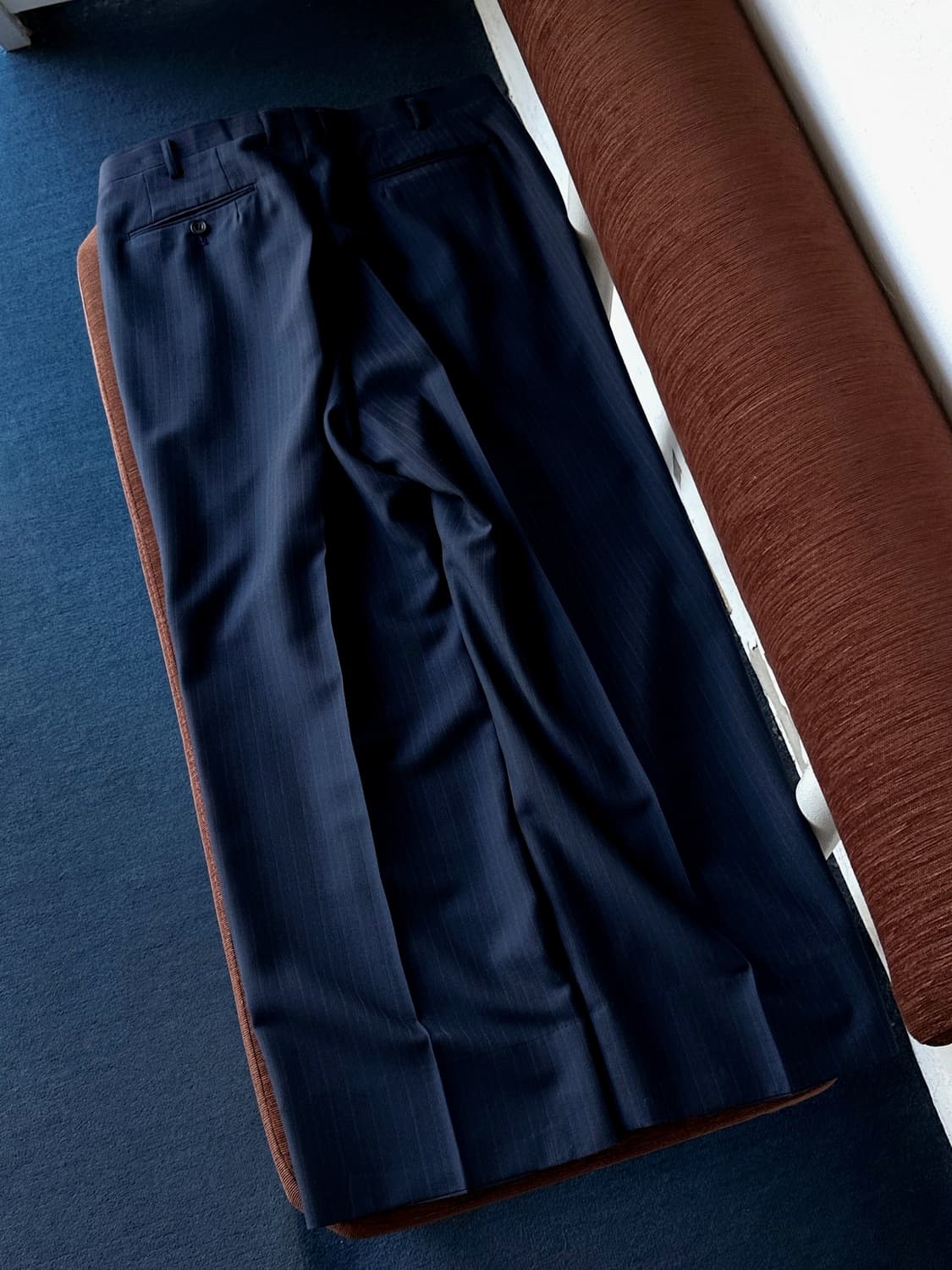 Design stripe 2 pleats wide trouser 상품이미지4