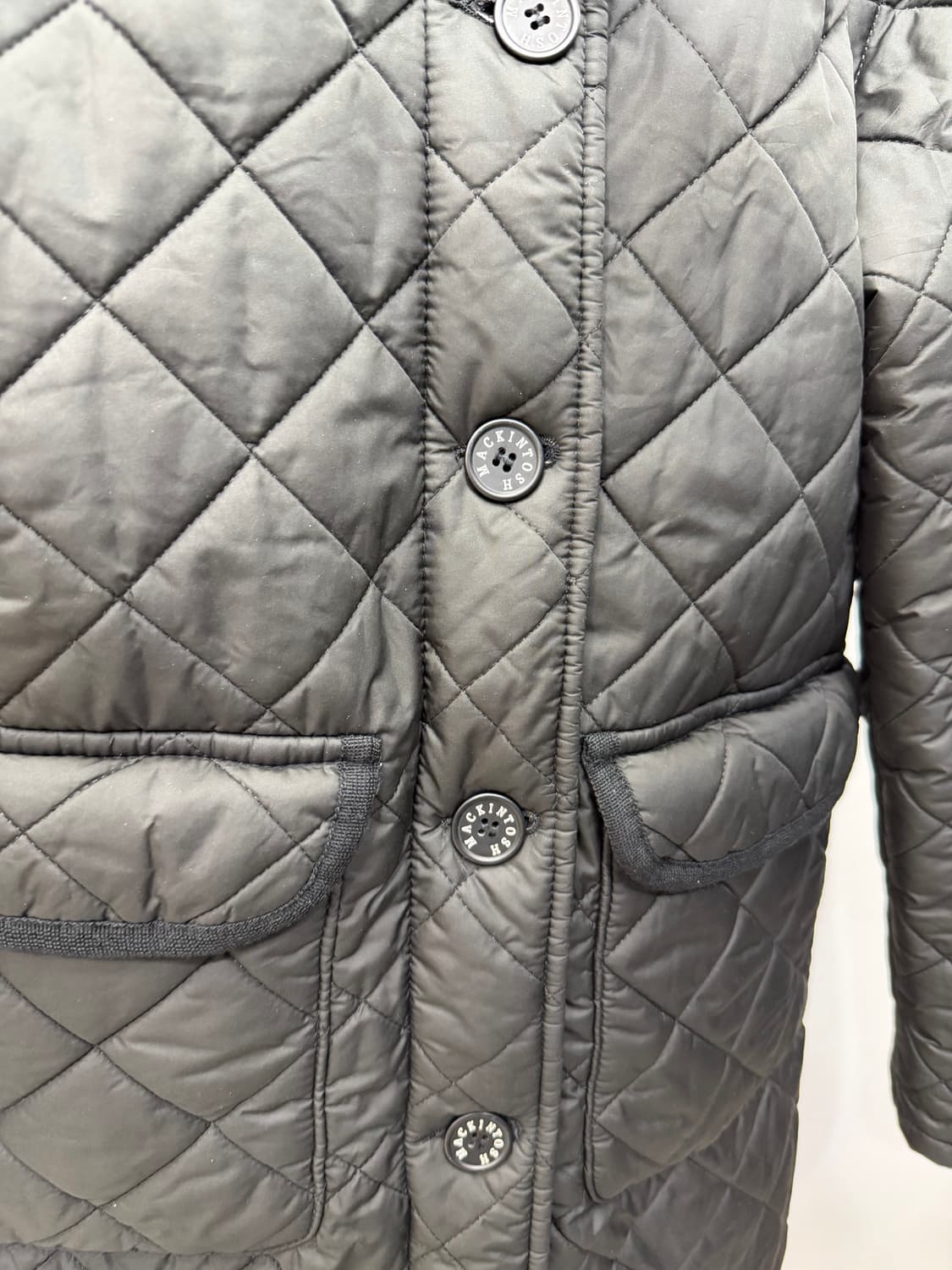 정품) 맥킨토시 블랙 퀼팅 패딩 55 상품이미지4