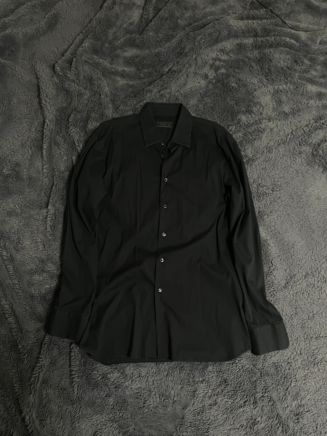 프라다 드레스셔츠 블랙 42 상품이미지1