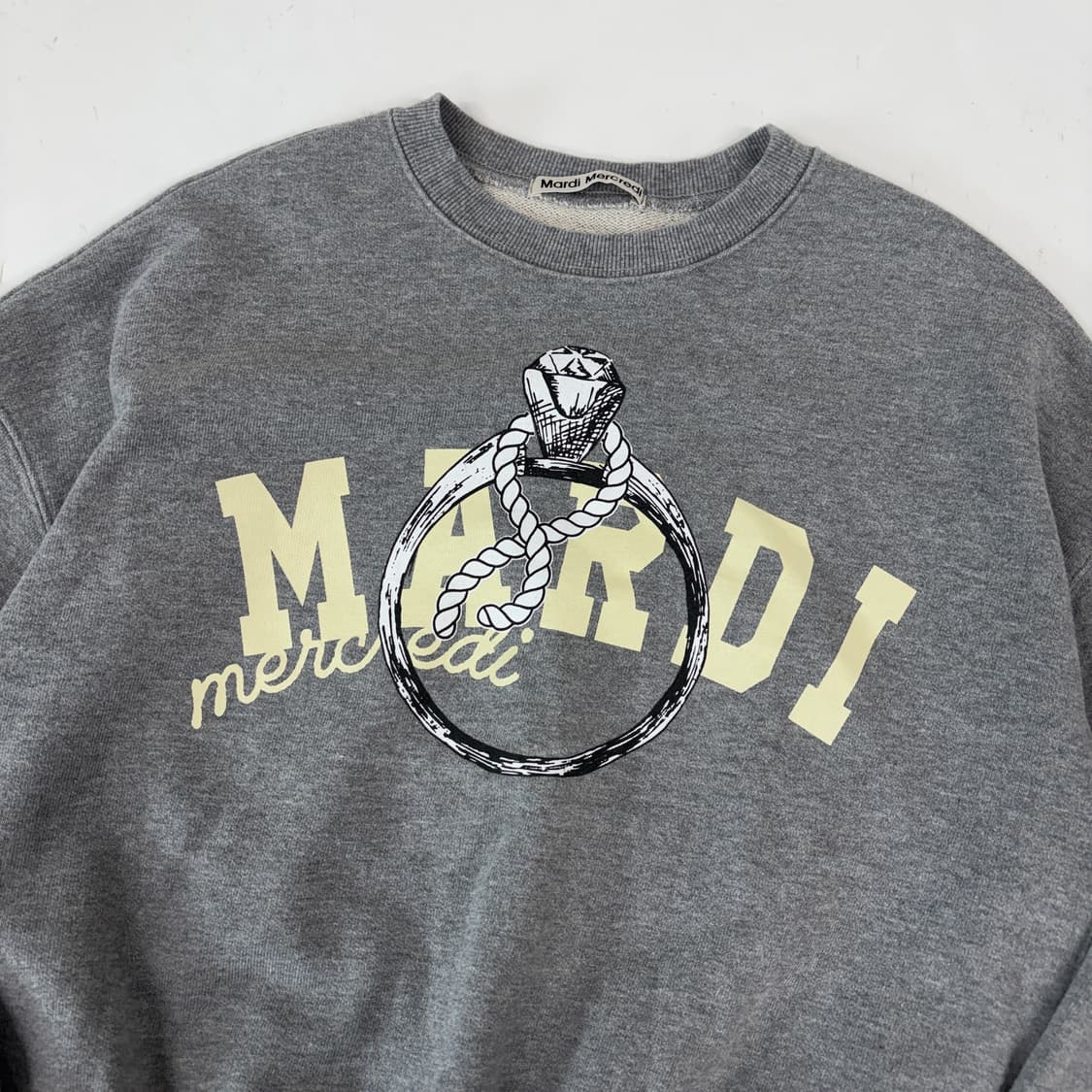 마르디 메크르디 맨투맨 상품이미지4