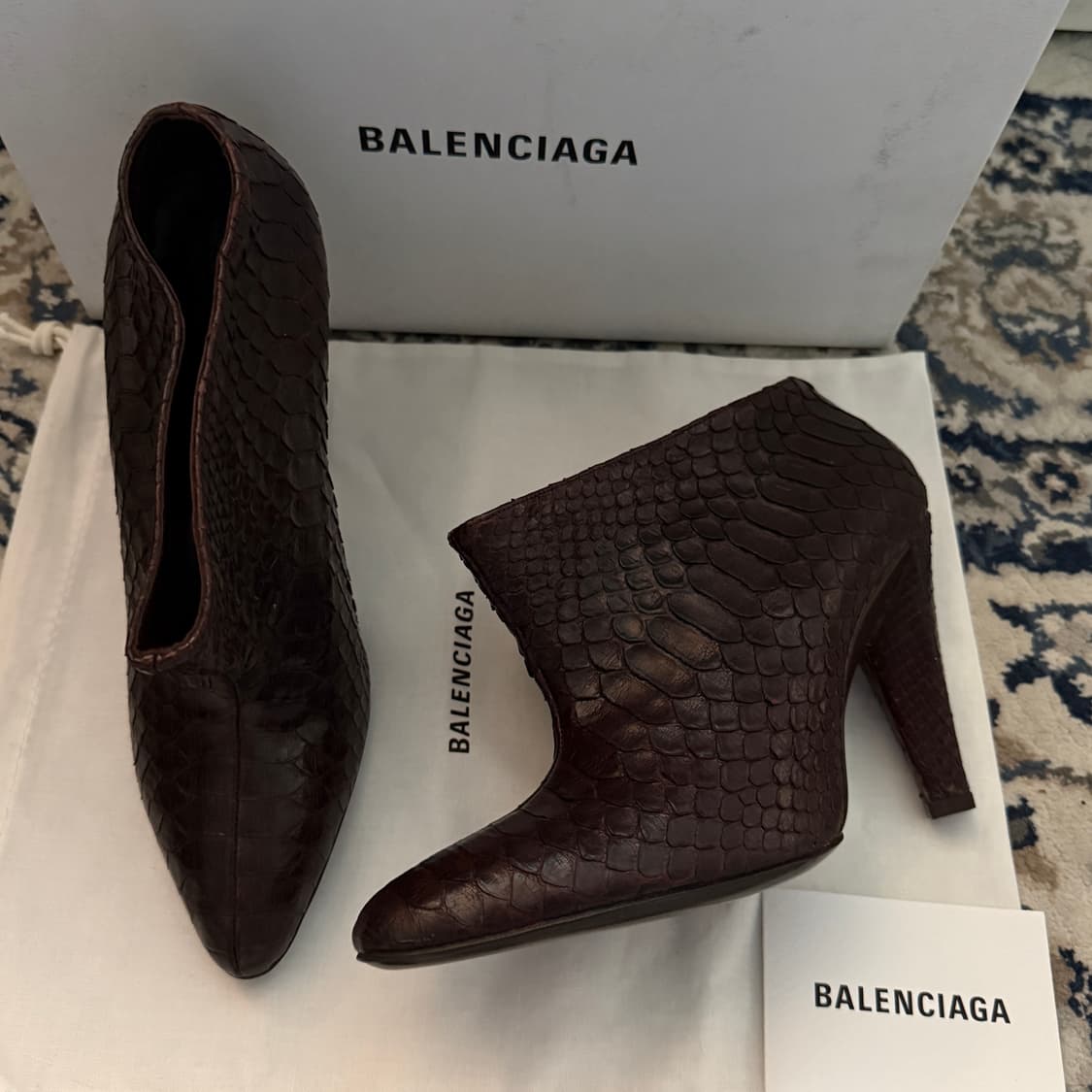 발렌시아가 파이톤 레더 포인티드 앵클부츠 상품이미지3