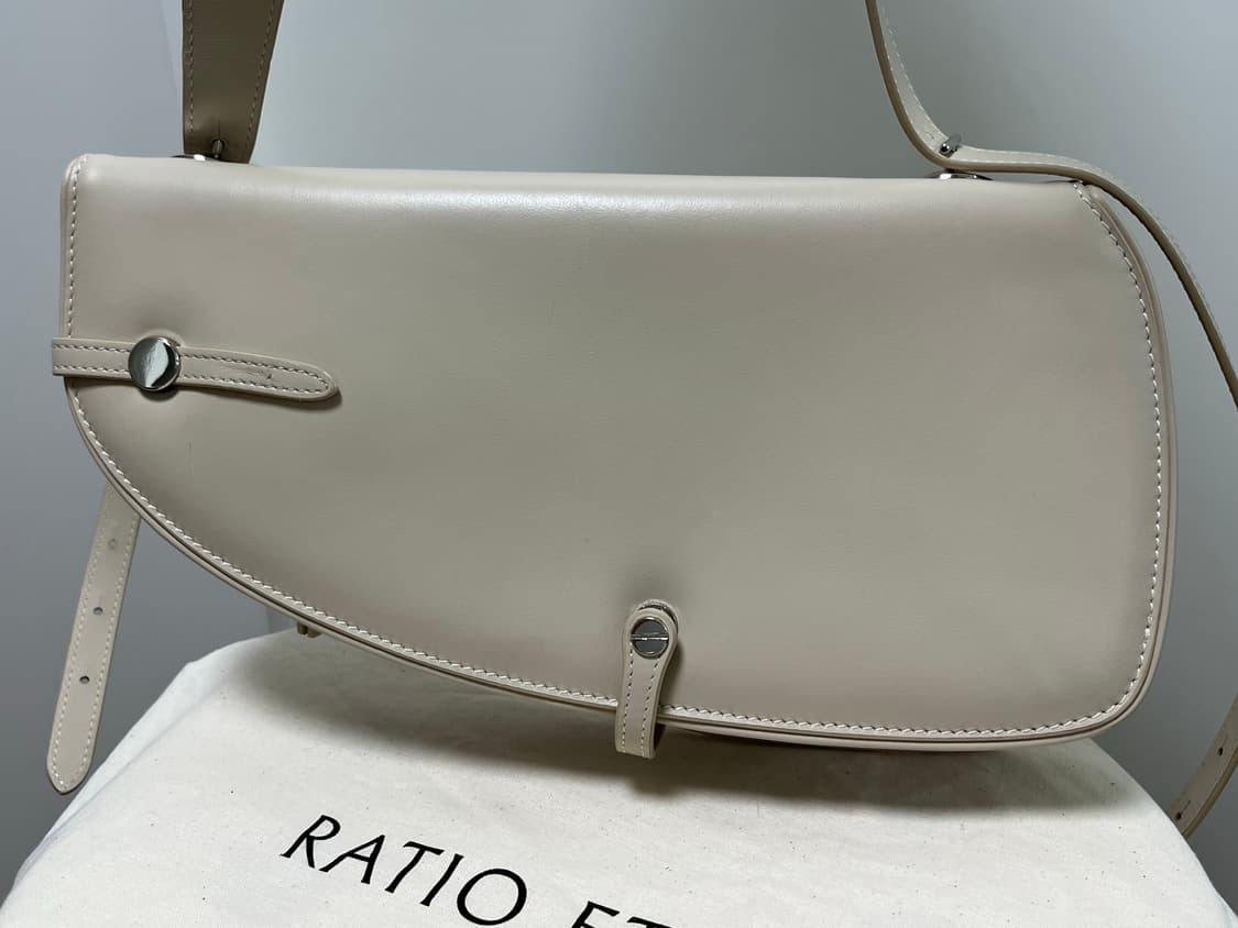 Ratio et motus 홀스터백 상품이미지6
