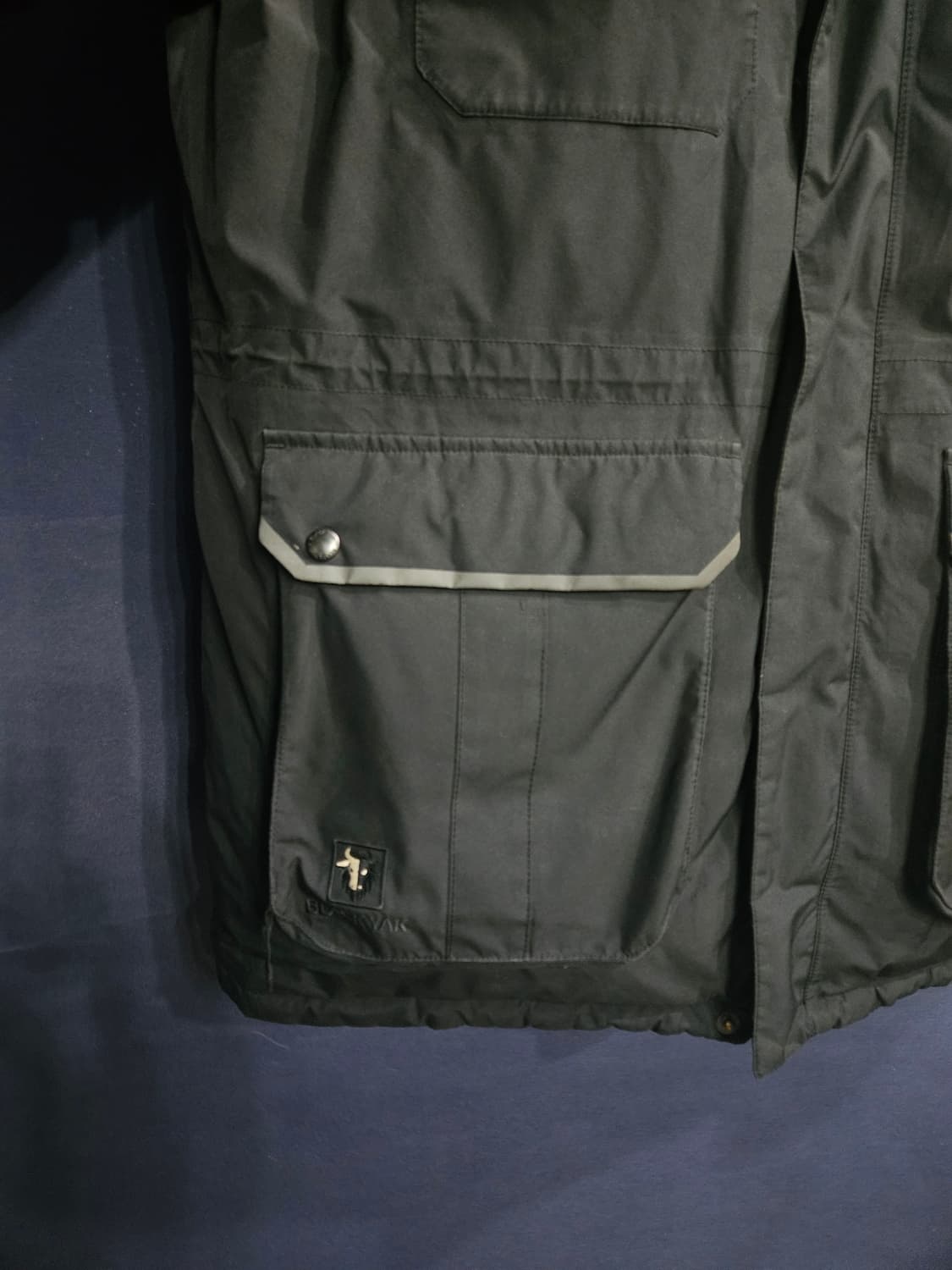 블랙야크 고어텍스 차콜컬러 남성 110~115 구스다운 패딩  상품이미지6