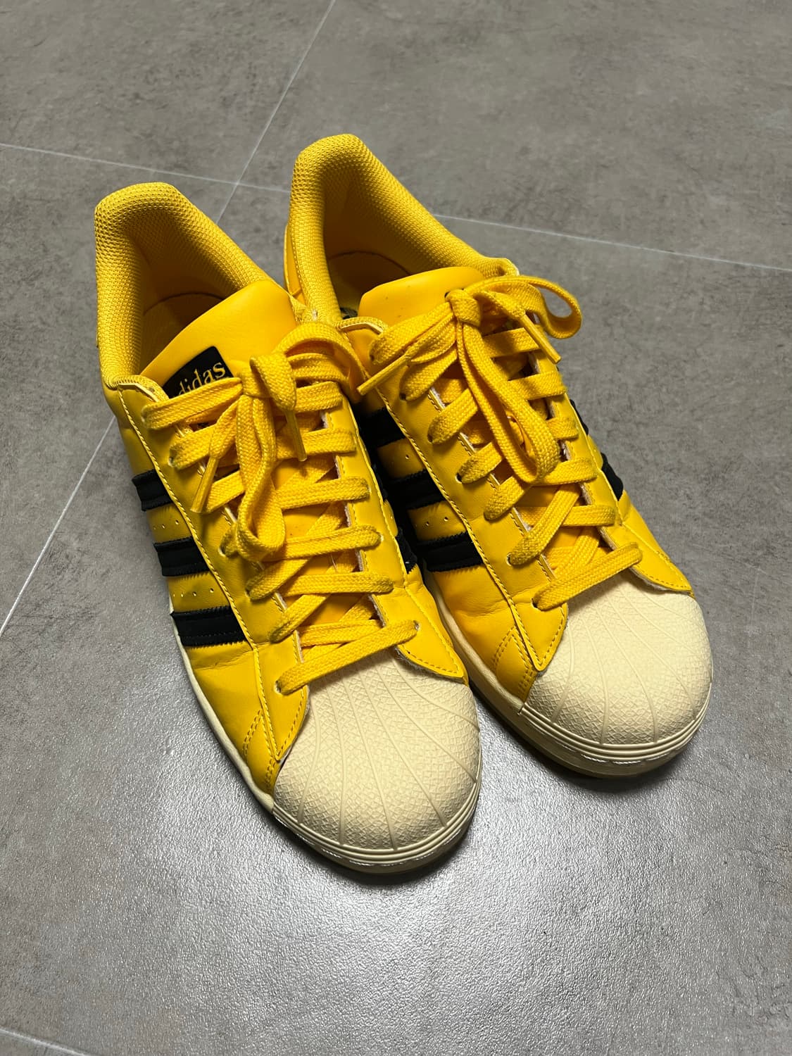 아디다스 슈퍼스타 275 상품이미지1