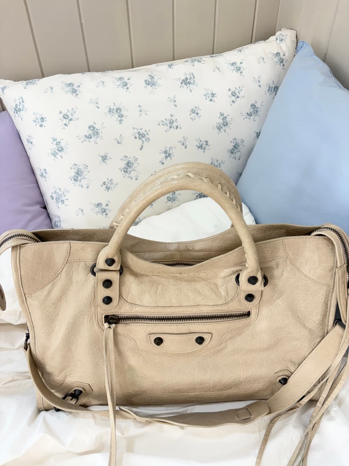 [A+ 정품] 발렌시아가 시티 모터백 미디움 아이보리 상품이미지2