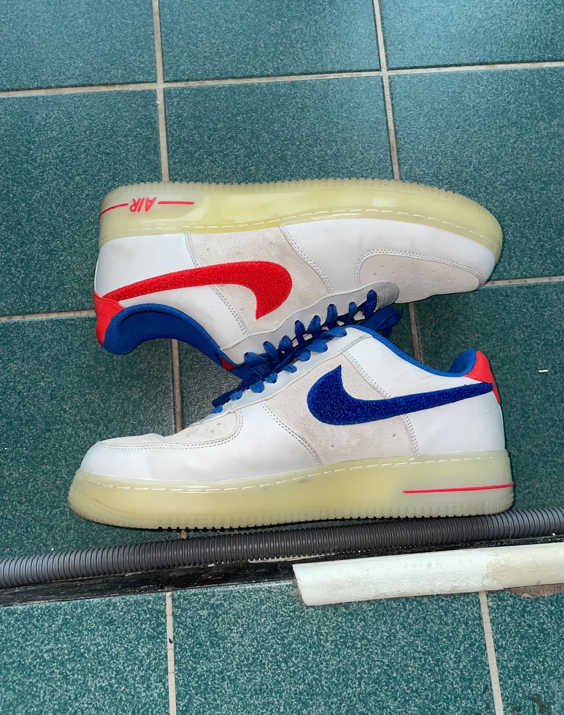 에어포스 1 슈프림 로우 토끼의해 295 상품이미지3