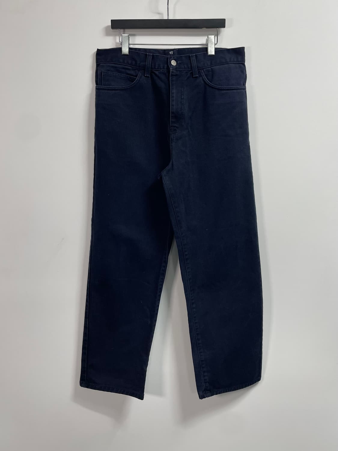 칼하트 WIP 네이비 스미스 데님 팬츠 (onp.36) 상품이미지1