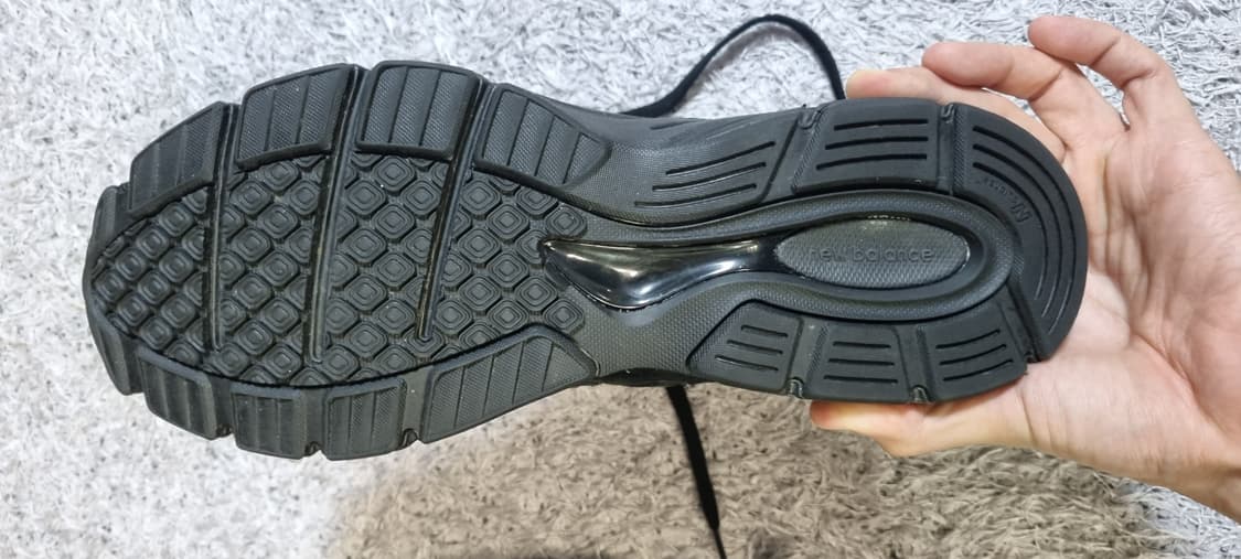 뉴발란스 990v4 트리플 블랙 295 상품이미지6