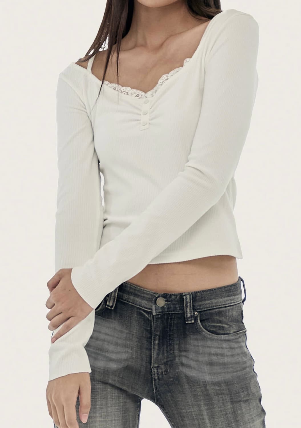 클리시어 밀크쉐이크 레이스 버튼 탑 상품이미지2