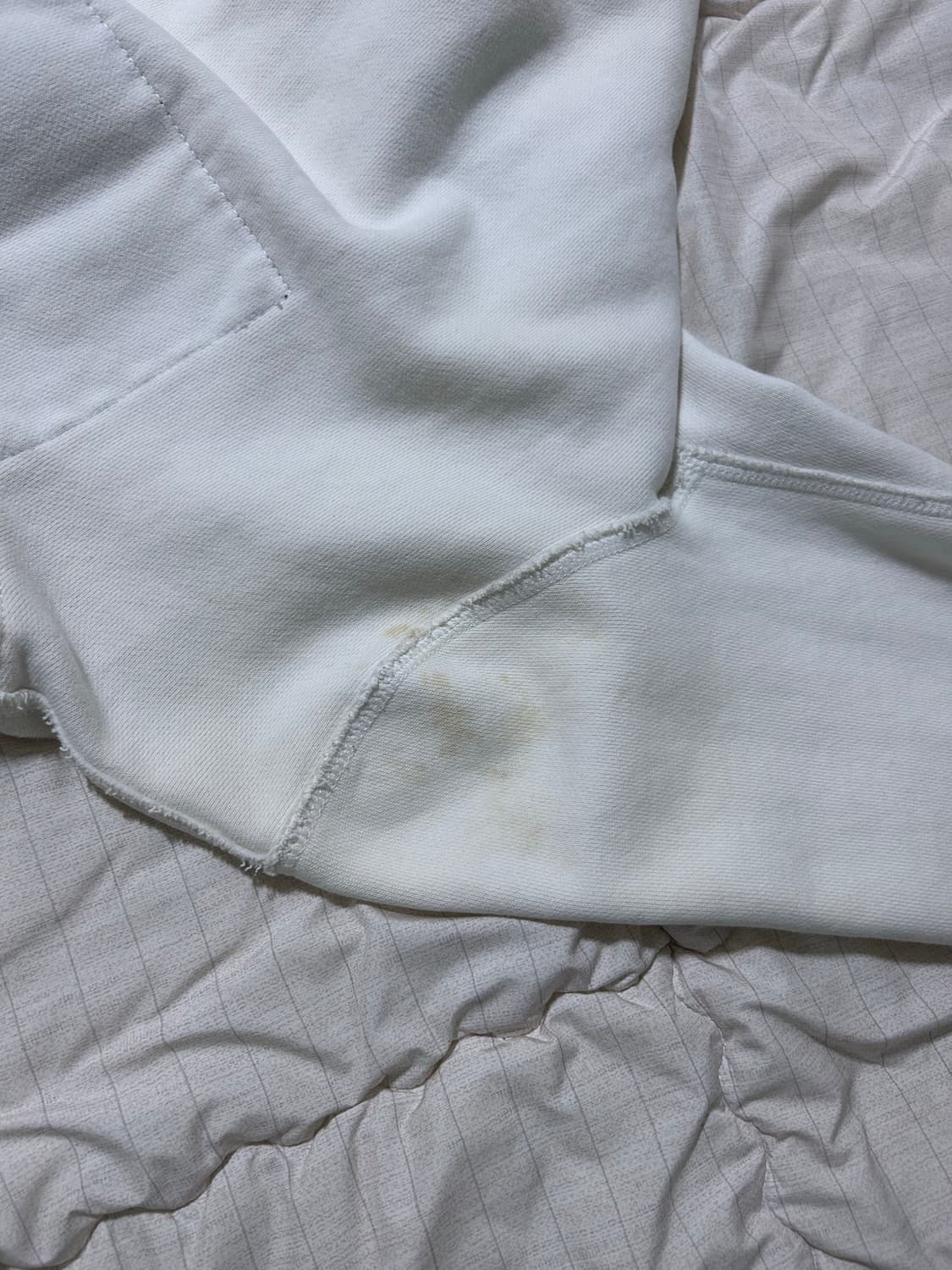 아베크롬비 데미지 디테일 화이트 후드집업 상품이미지7