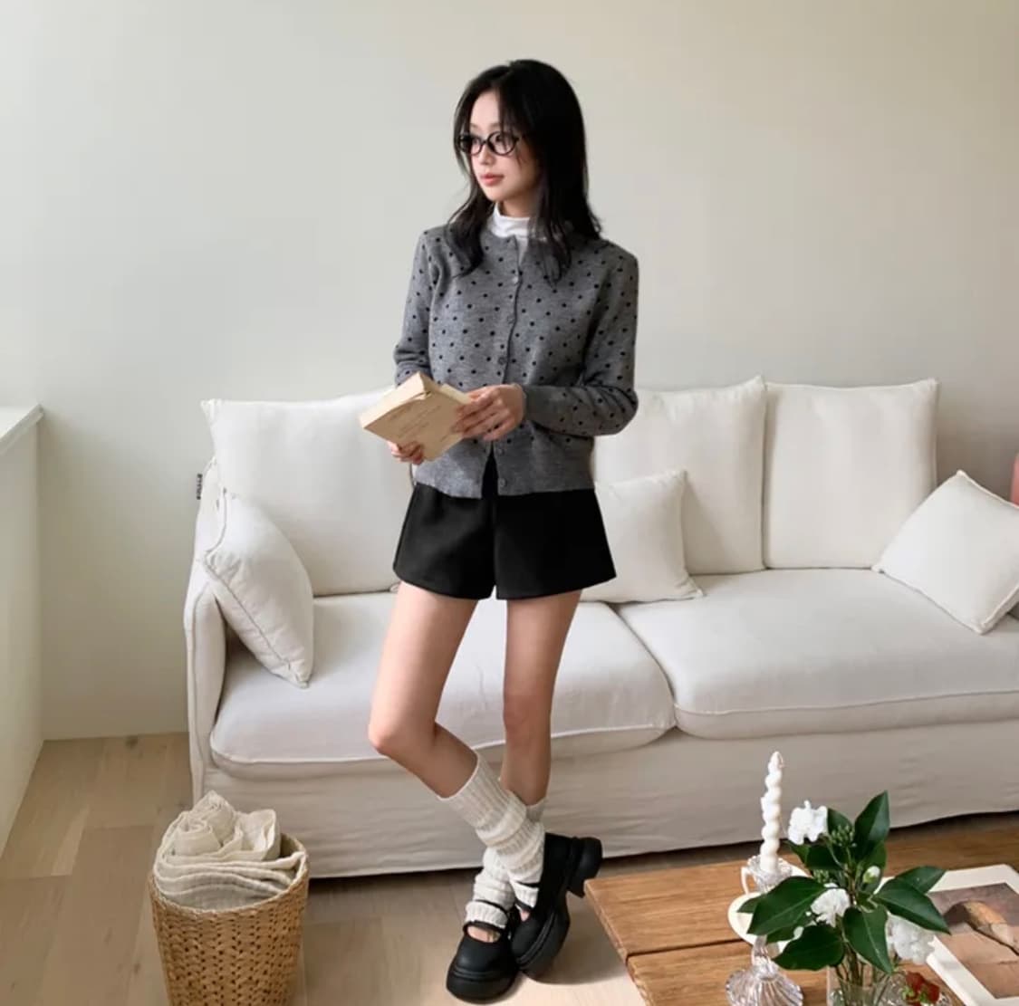 새상품 에이블리 잇진 마이크로쇼츠 블랙 숏팬츠 상품이미지1