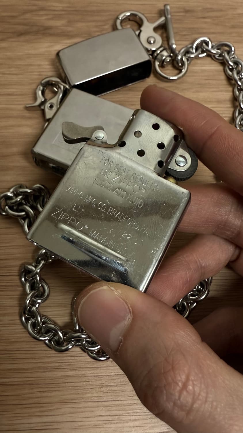 슈프림 23SS 체인 지포 라이터 실버 상품이미지6