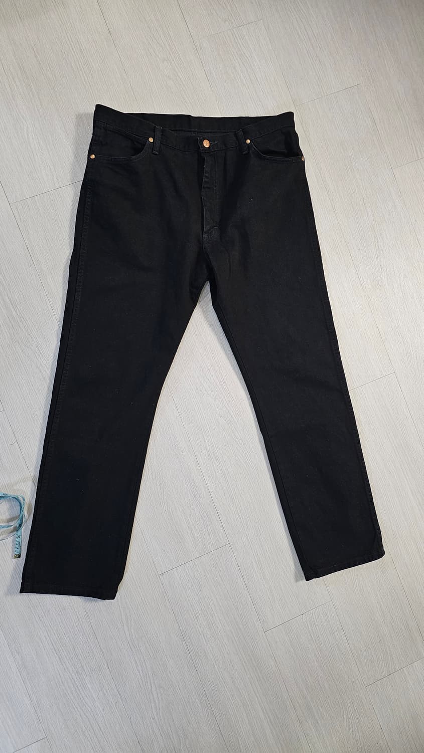 랭글러 13mwz 오리지널 핏 데님 진 블랙 상품이미지1