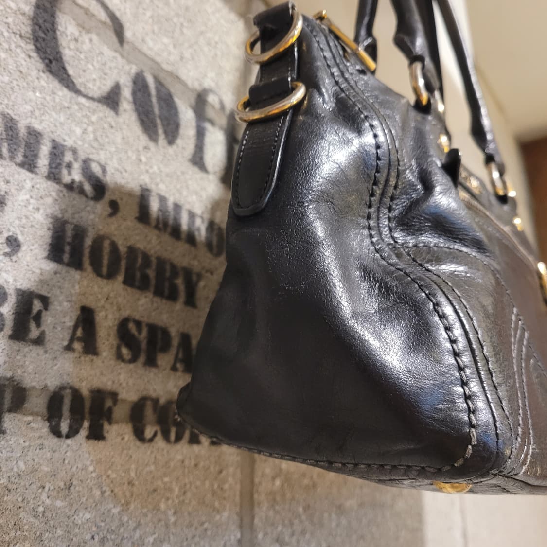 프라다 비텔로 샤인 레더 토트백 상품이미지5