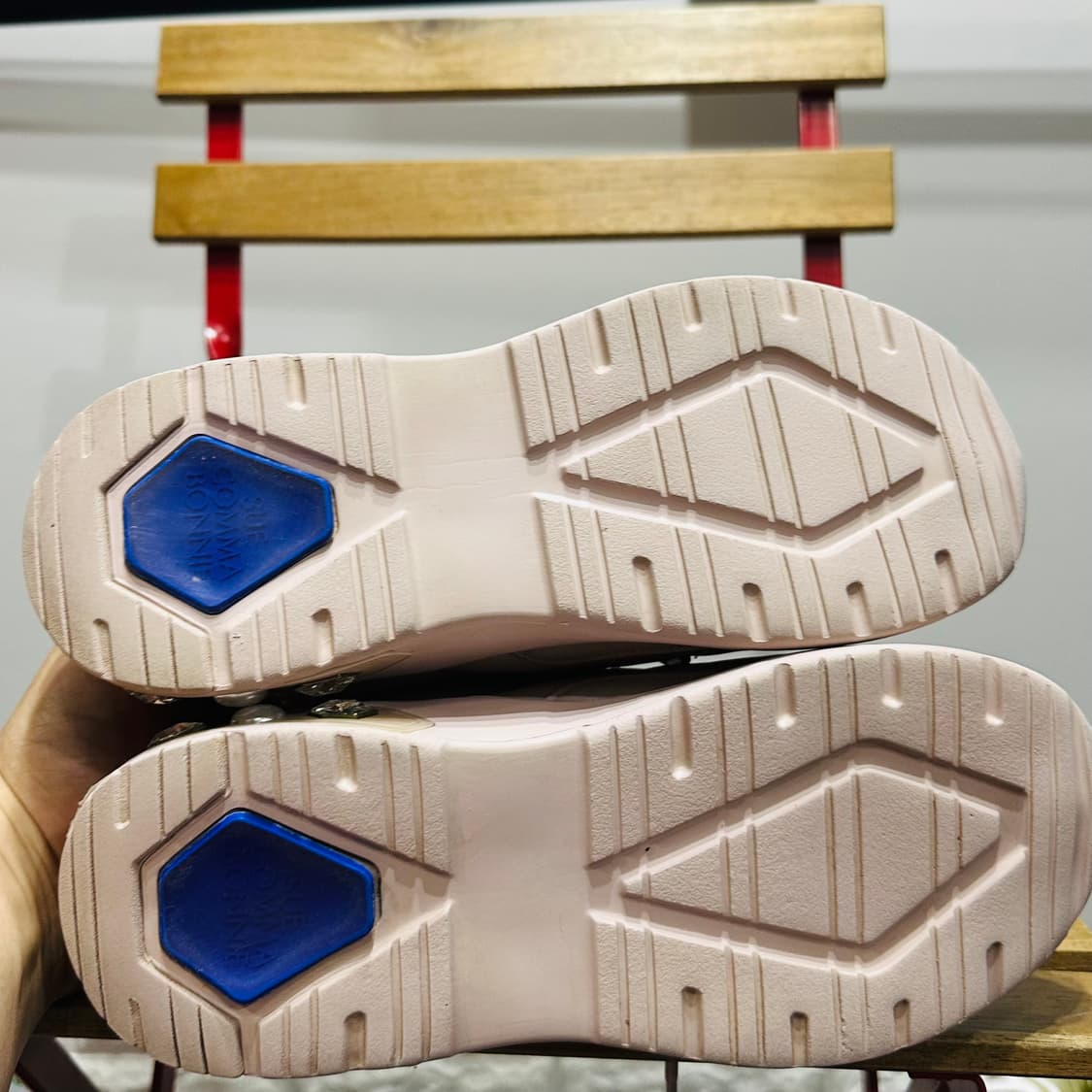 230) 슈콤마보니 운동화 여성 여자 신발 큐빅 장식 상품이미지6