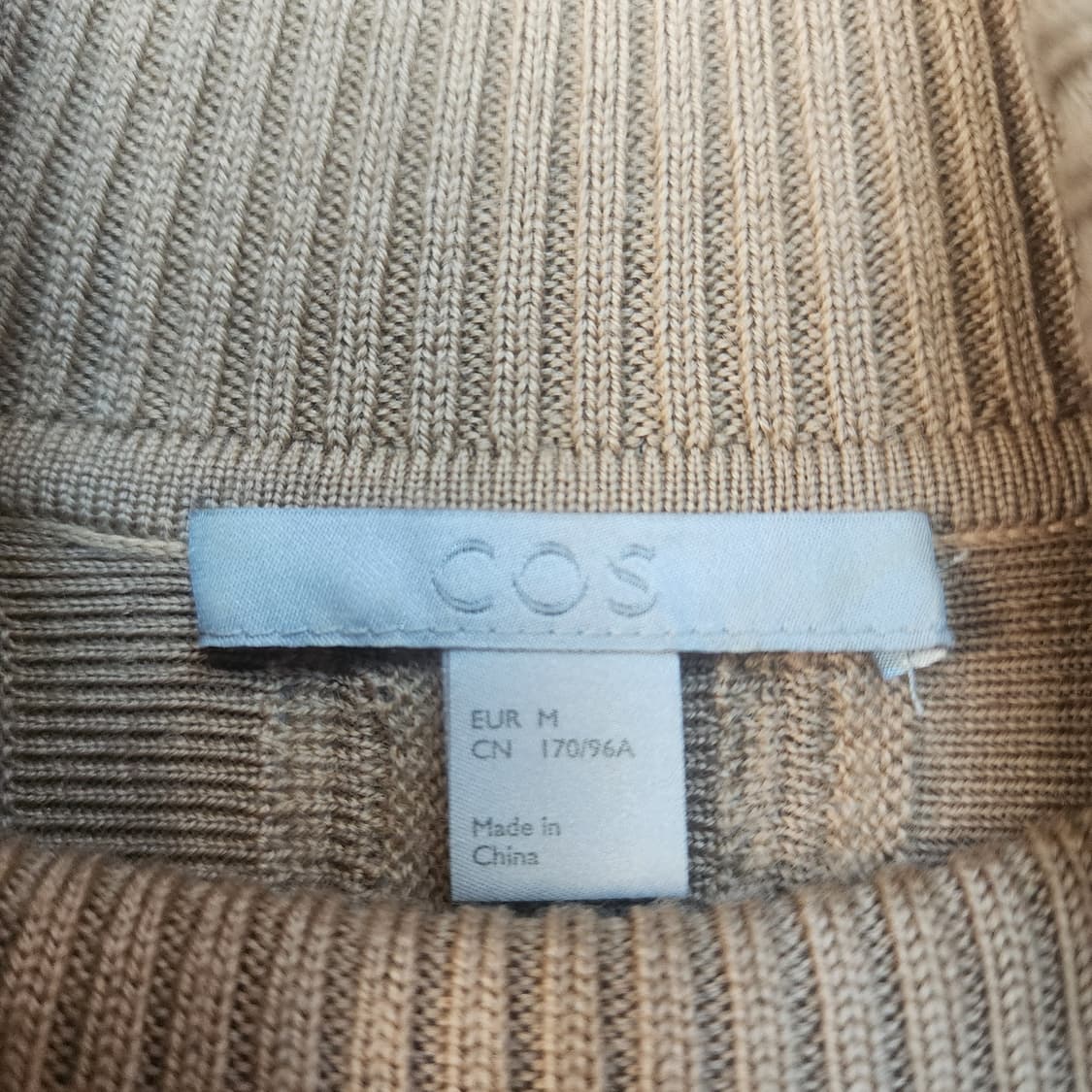 코스 반팔 니트 원피스 상품이미지3