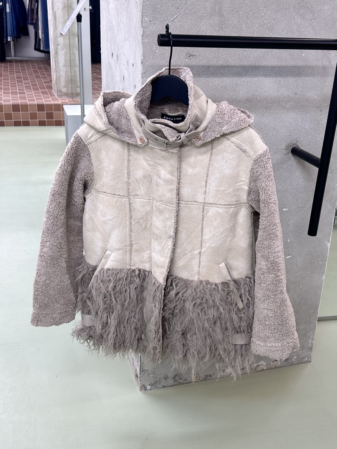 grayish beige fur hd mustang 상품이미지4