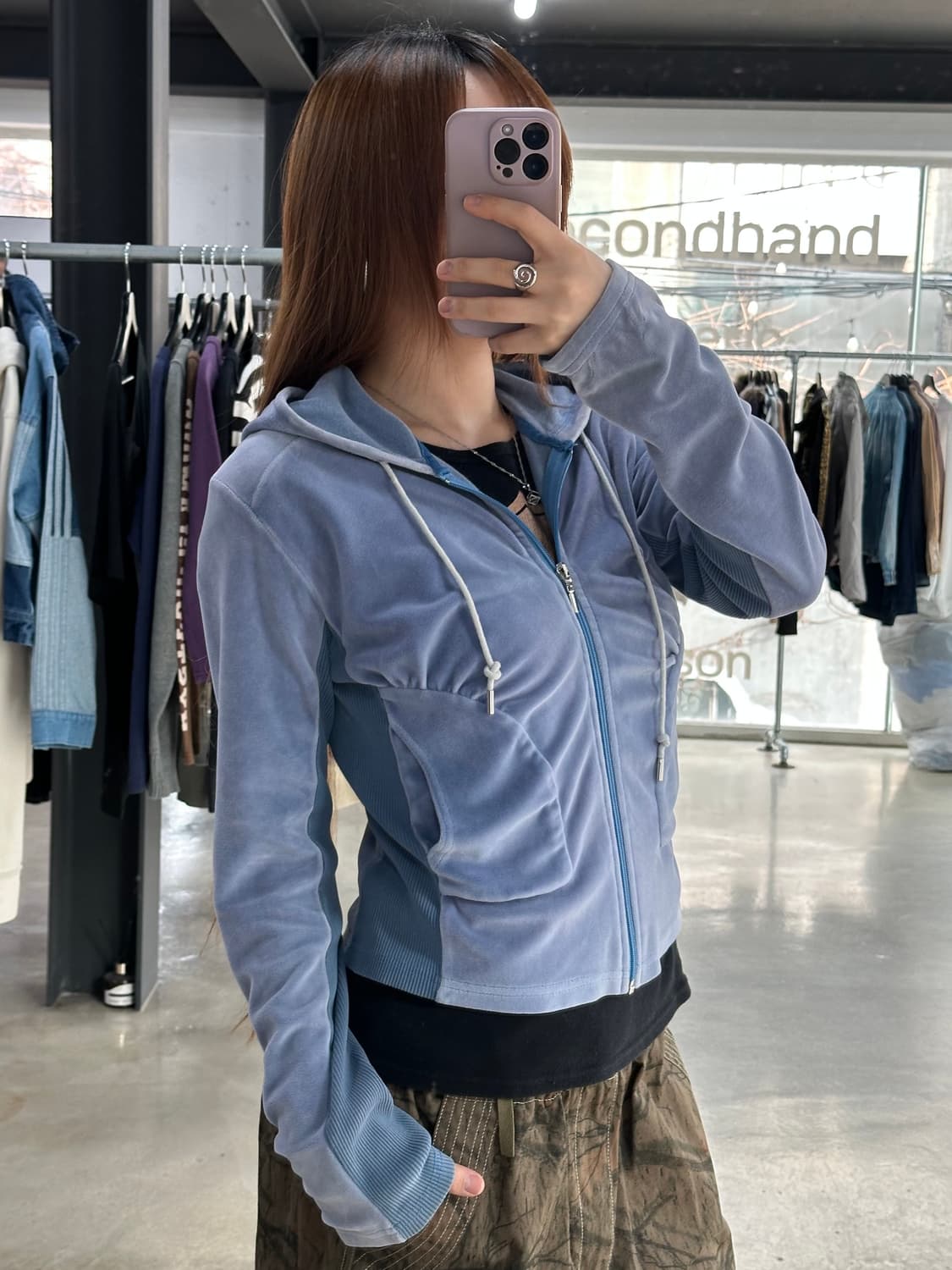 쥬시꾸뛰르 벨루어 셔링리브드 백로고 후드집업 상품이미지2