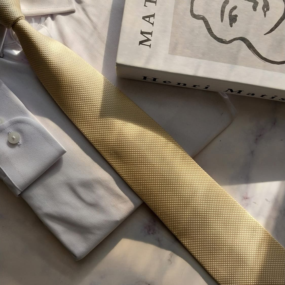 지안프랑코 페레 실크 아이보리 넥타이 8.7cm A+등급 K1590
 상품이미지8