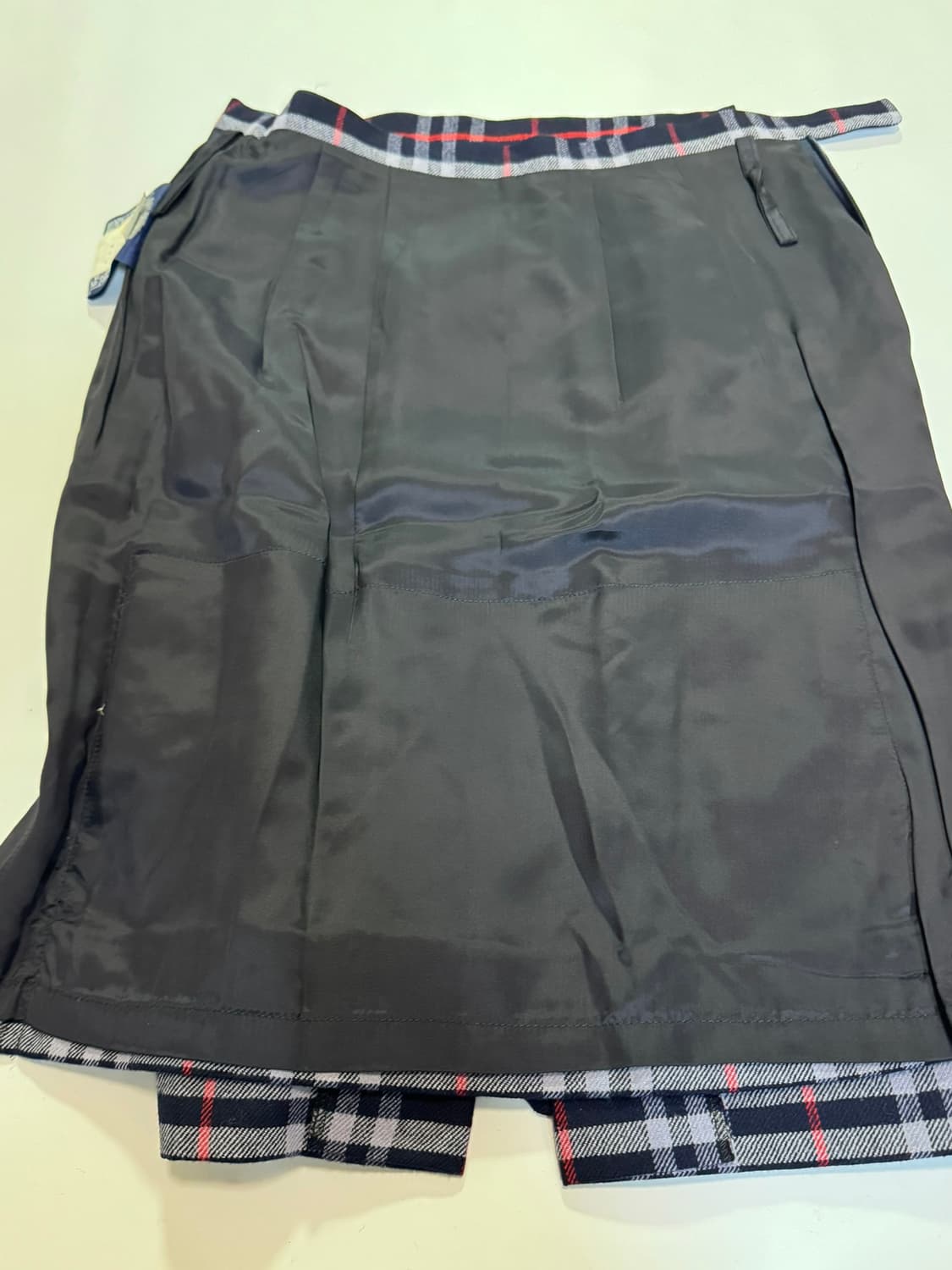 (한글택) 버버리 빈티지 치마 네이비 상품이미지6