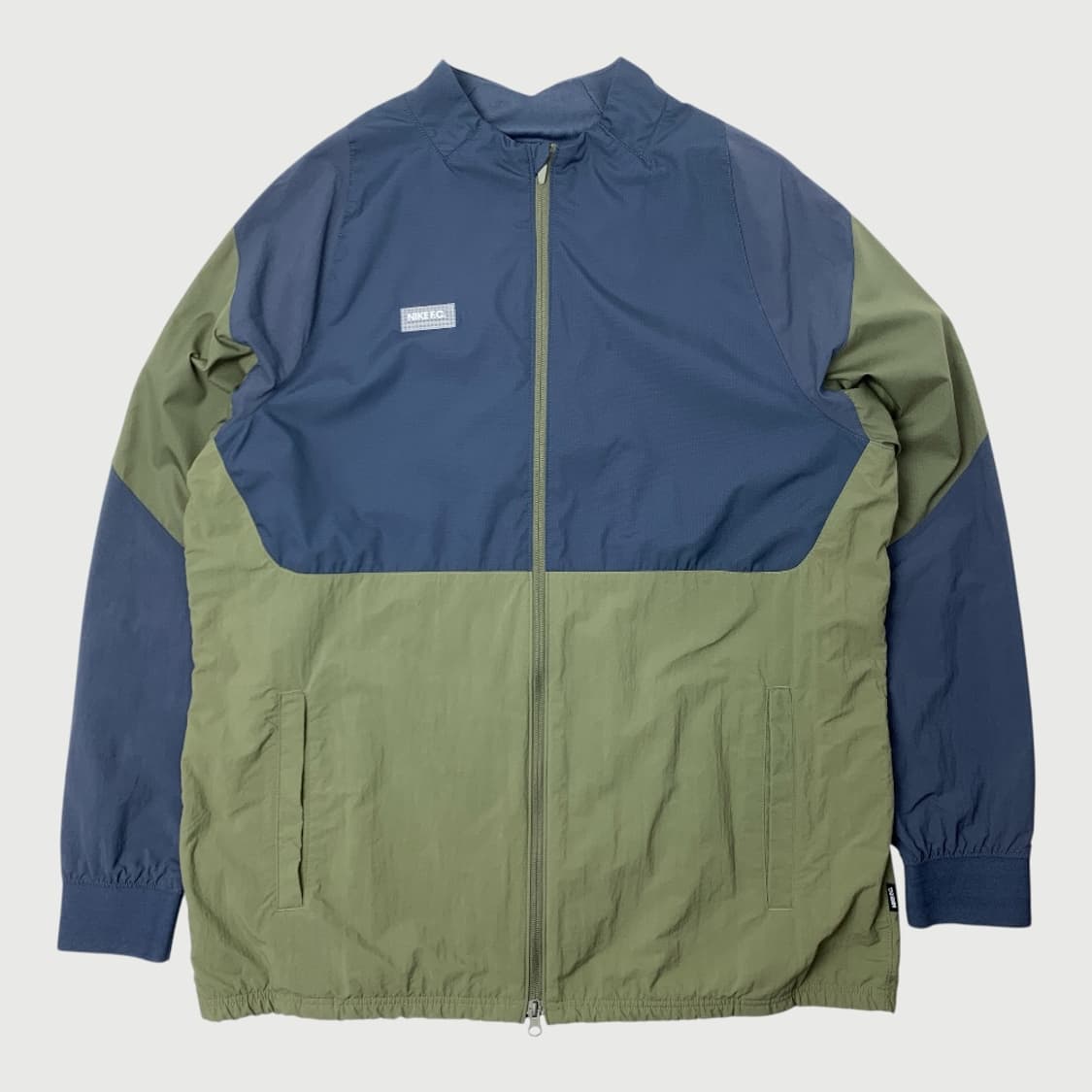 [XL/정품] 나이키 빅스우시 백사이드 바람막이 상품이미지2