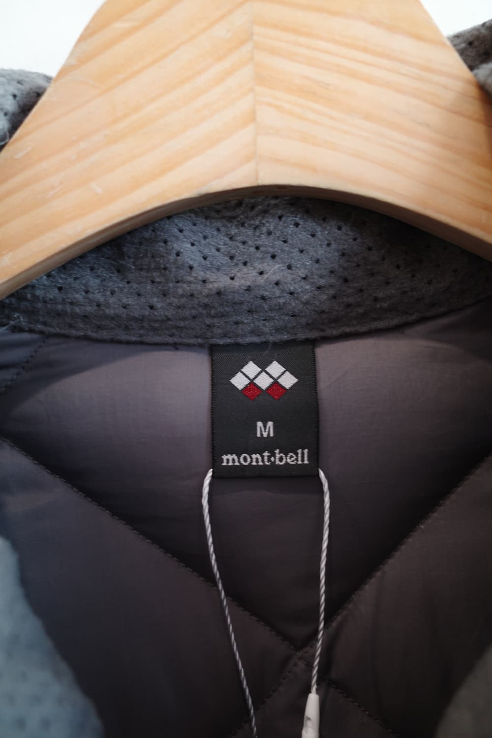 mont-bell 몽벨 다운패딩 베스트 상품이미지2