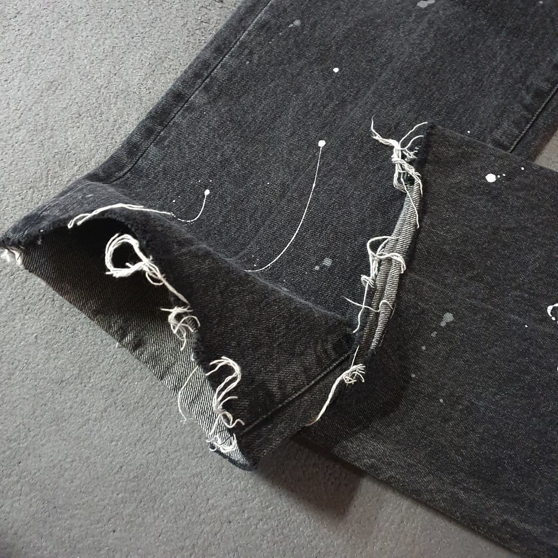 토니웩 머스크 페인팅 슬림스트레이트 데님 팬츠 32 상품이미지4