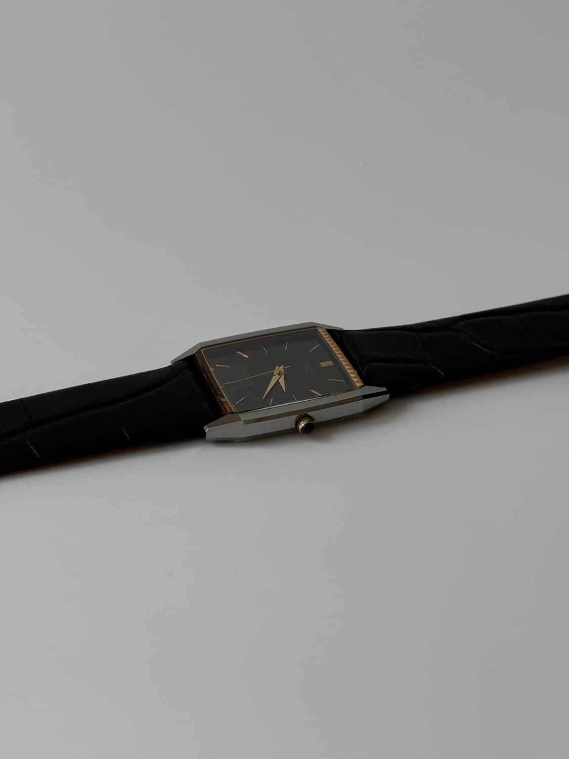 세이코 1980년대 Dolce 블랙 탱크 쿼츠 남성 상품이미지4