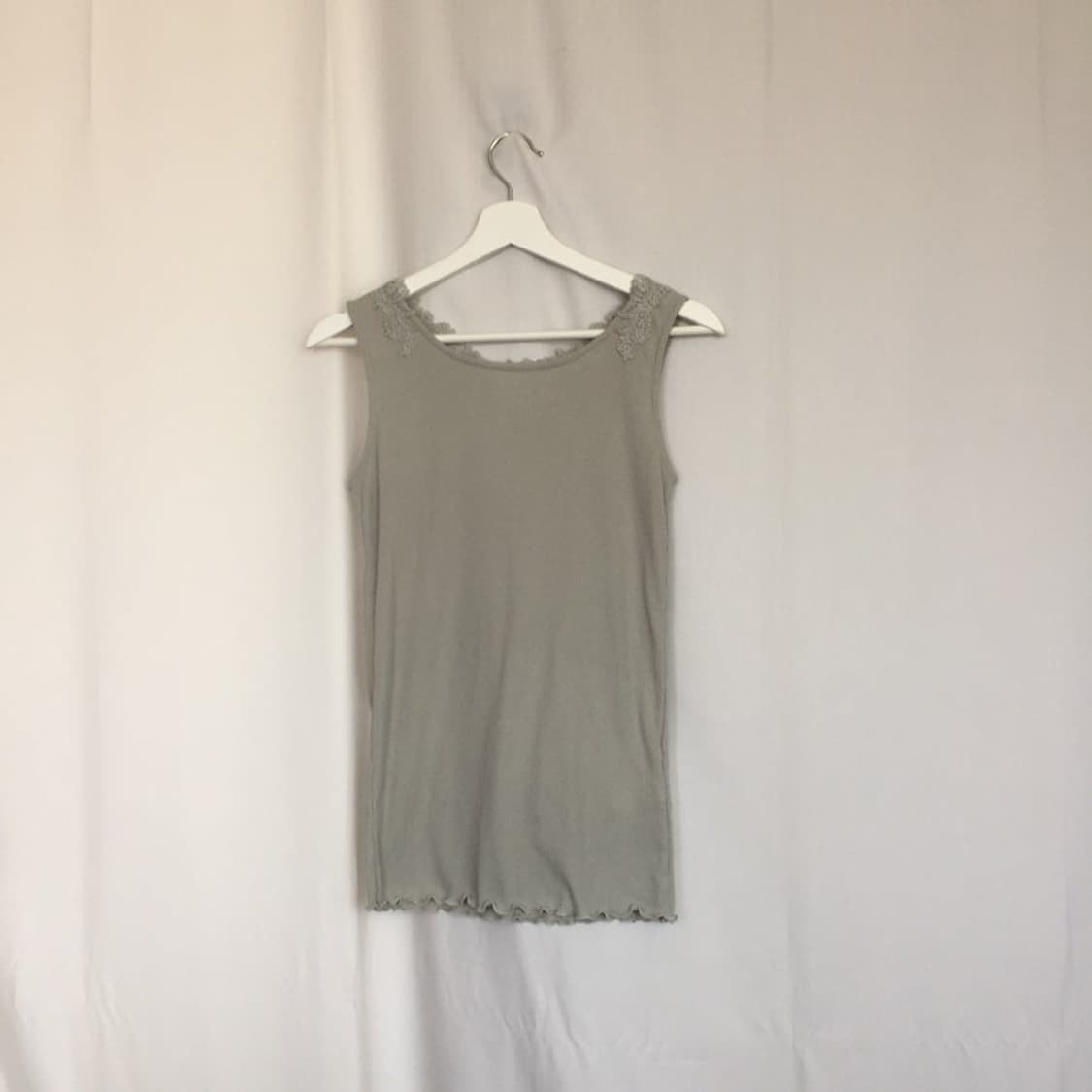642. sky blue V-neck sleeveless 상품이미지4