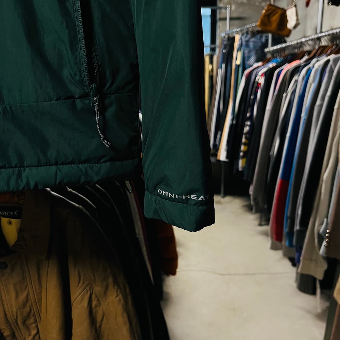 콜롬비아 옴니히트 패딩 미사용  상품이미지3