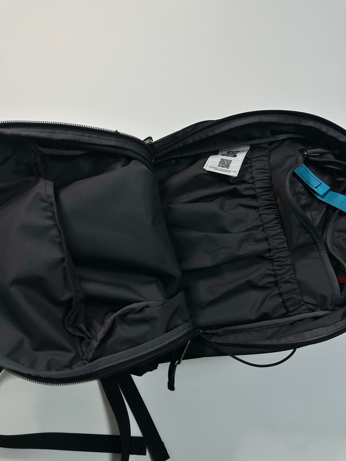 아크테릭스 맨티스 16L 블랙 상품이미지5