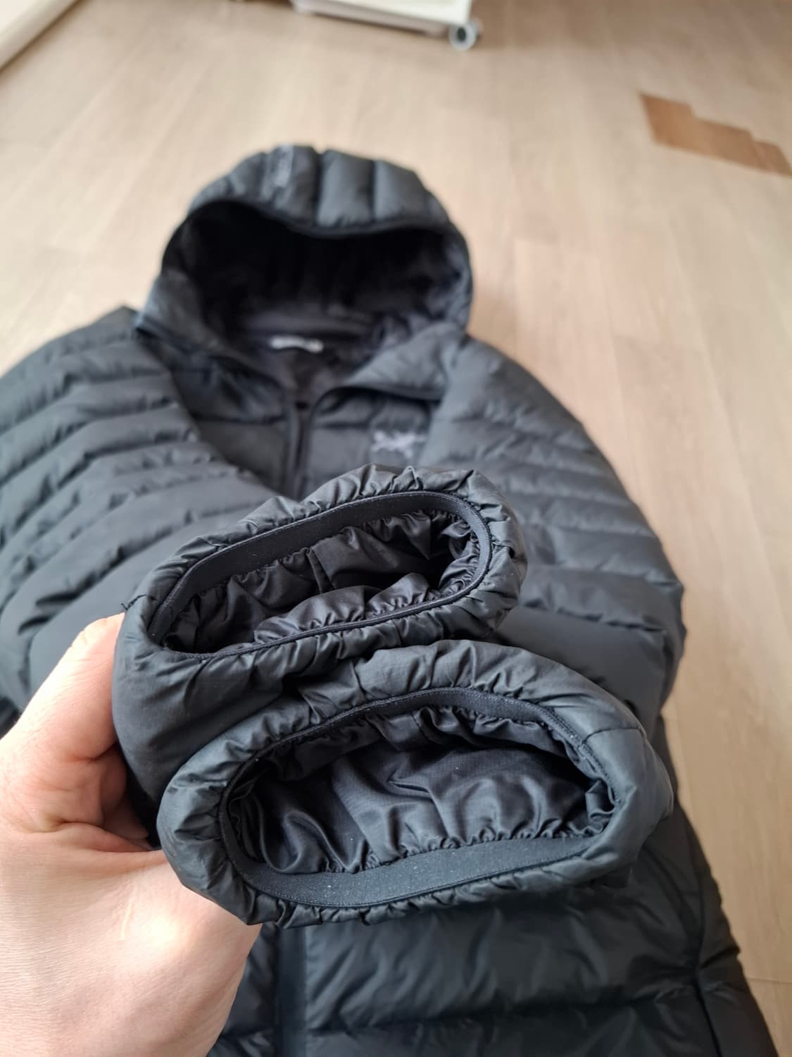 M 아크테릭스 세륨 후디 경량 패딩 자켓 블랙 상품이미지5