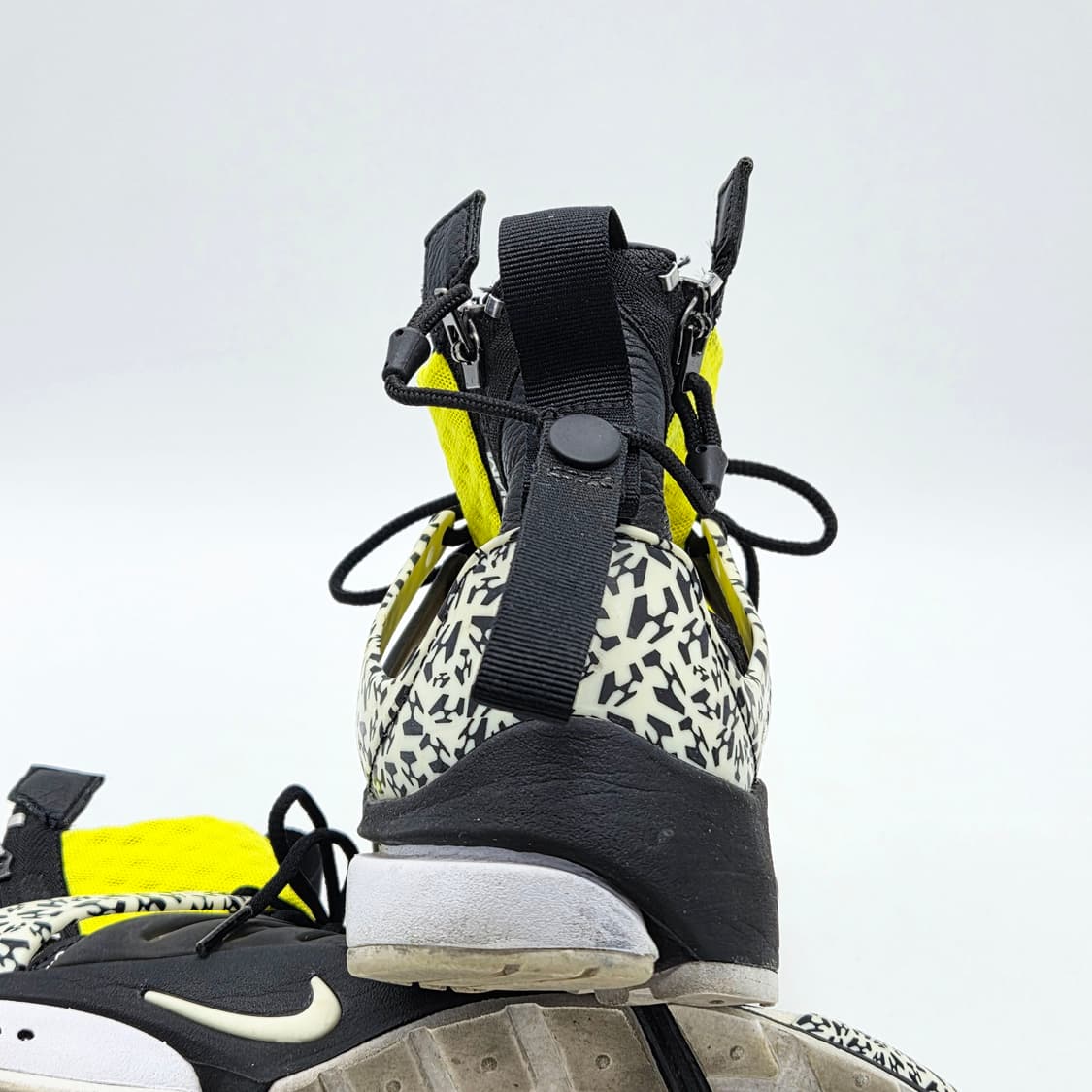  나이키 x 아크로님 에어 프레스토 미드 다이나믹 옐로우 (260)  상품이미지2