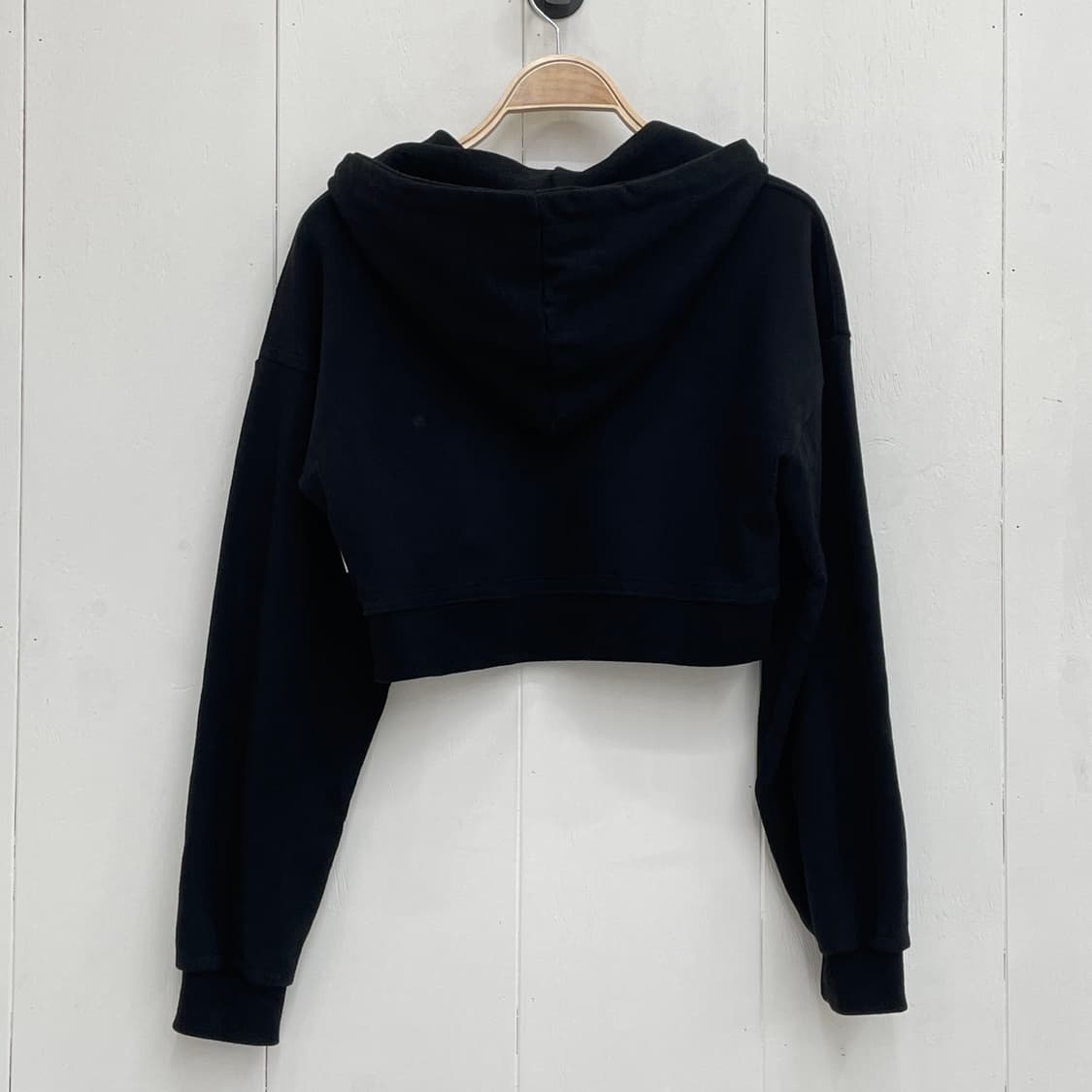 오디너리 홀리데이 크롭 후드 집업 상품이미지3