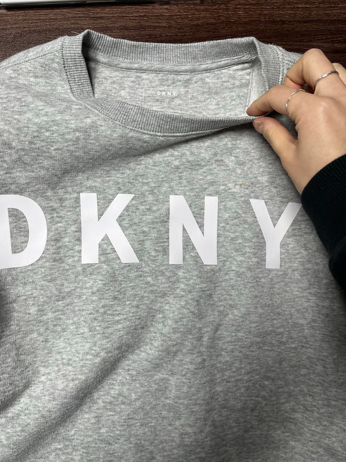DKNY 맨투맨  상품이미지2
