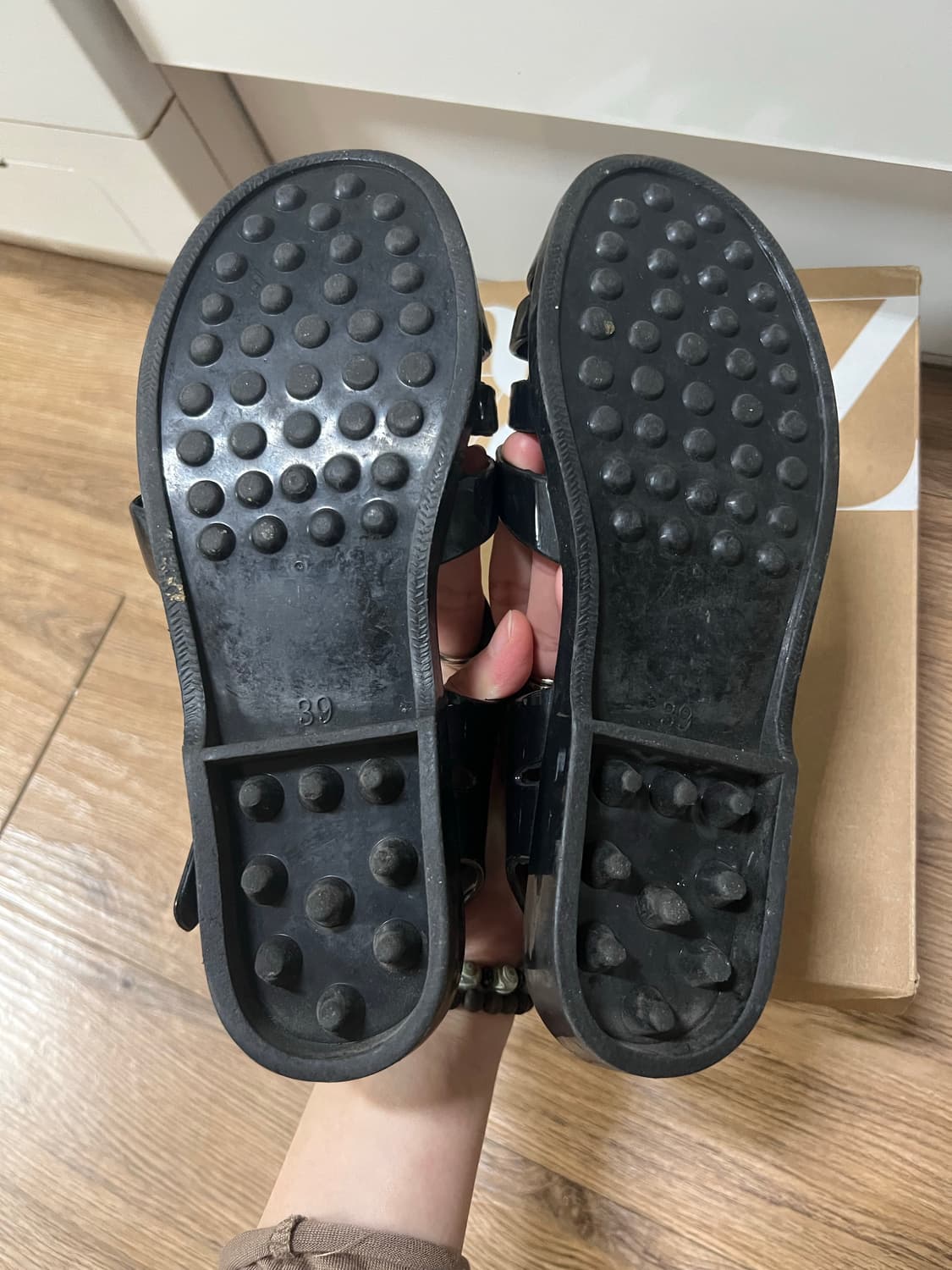 블랙 젤리 샌들 245 상품이미지5