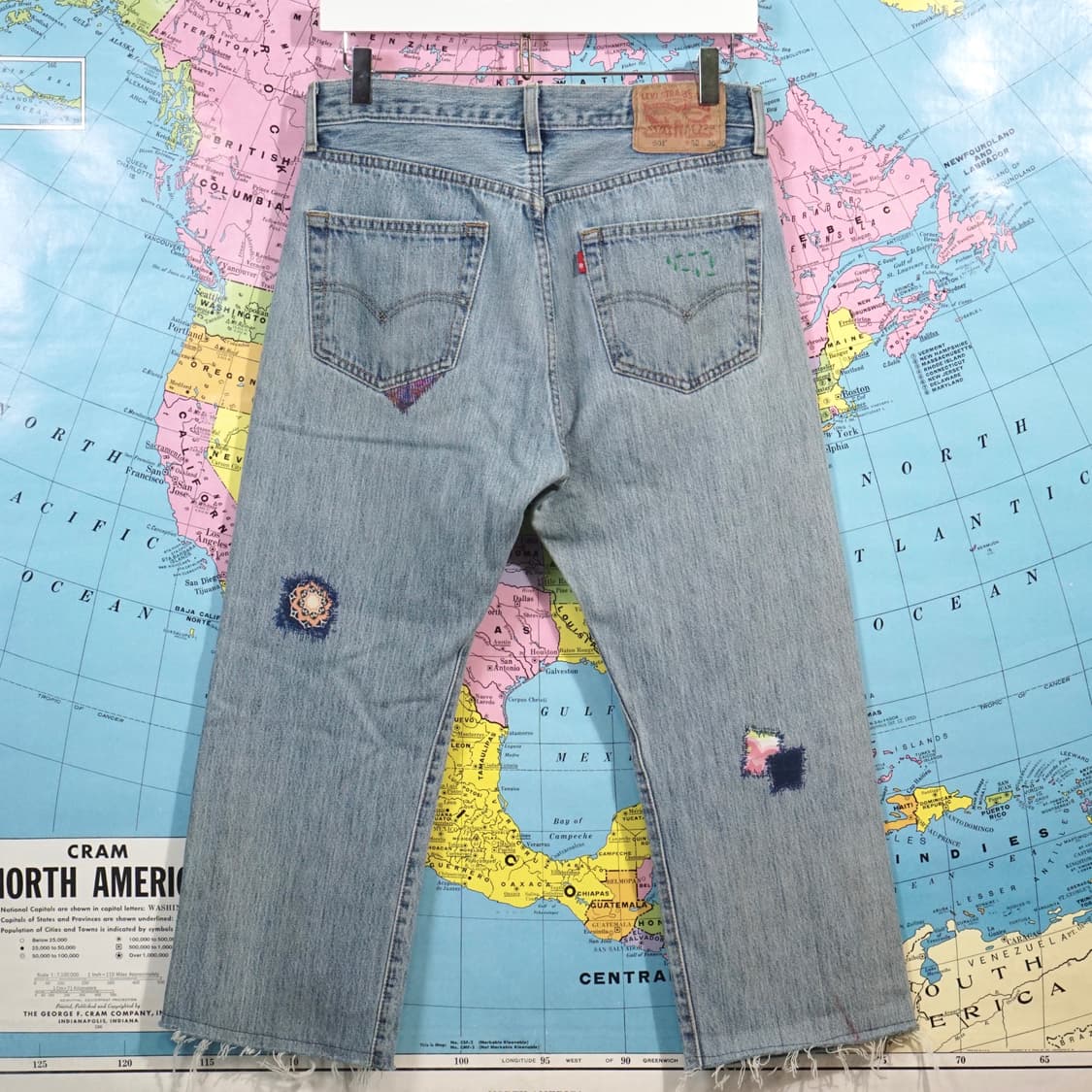 아뜰리에 리페어스 X 리바이스 501 패치워크 팬츠 상품이미지3