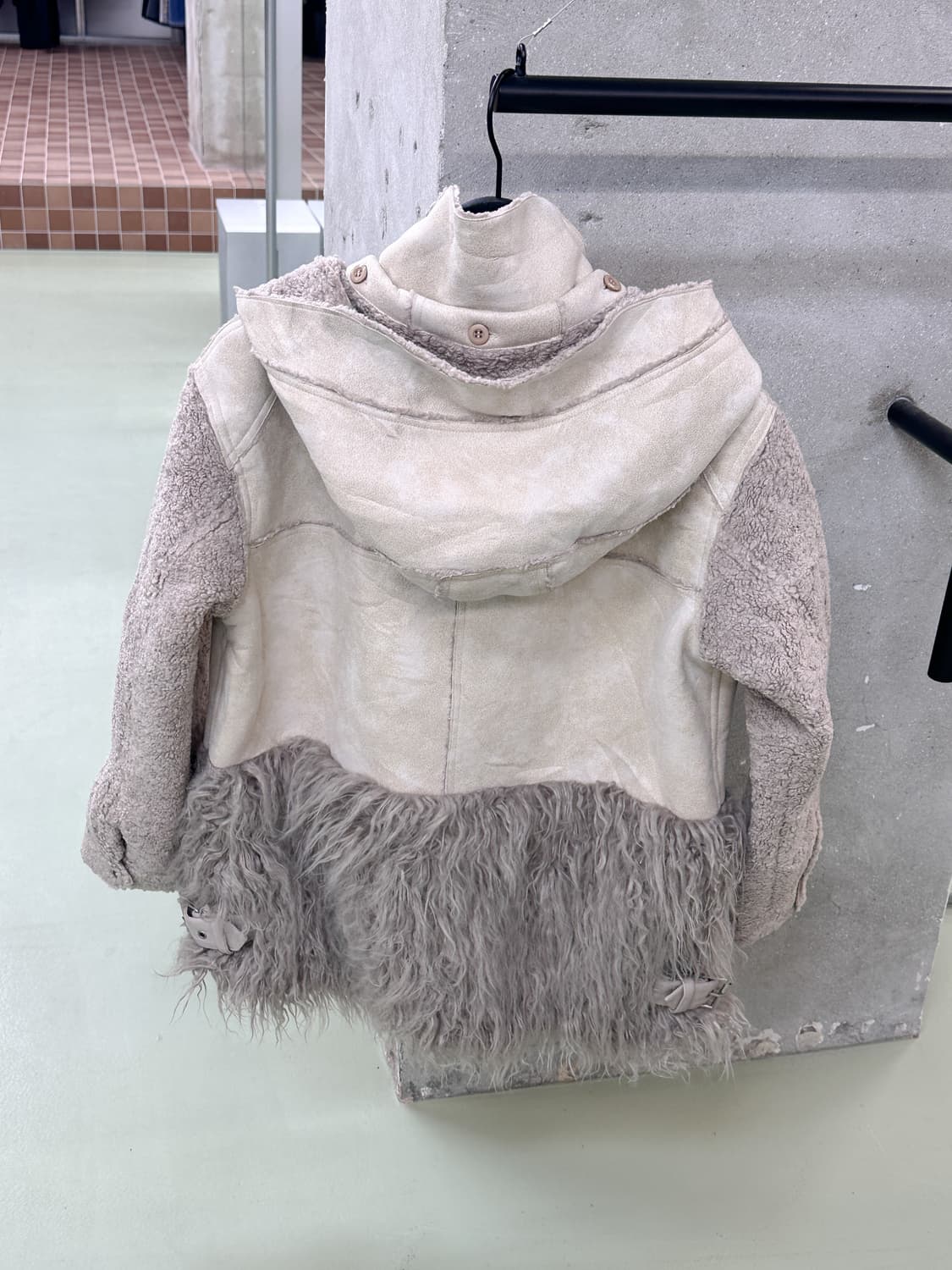 grayish beige fur hd mustang 상품이미지6