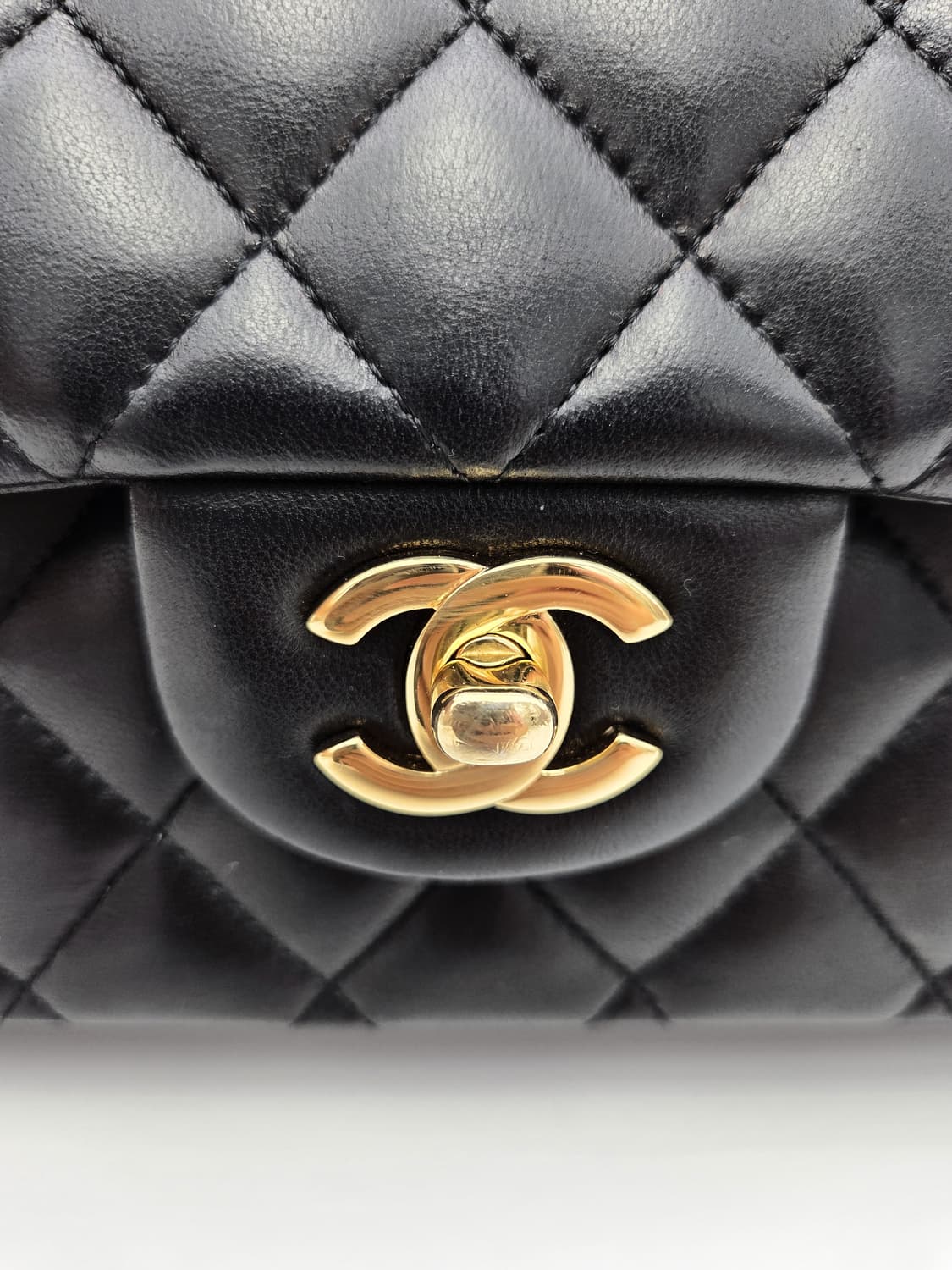 샤넬 클래식 미듐 (미디엄) 램스킨  상품이미지5