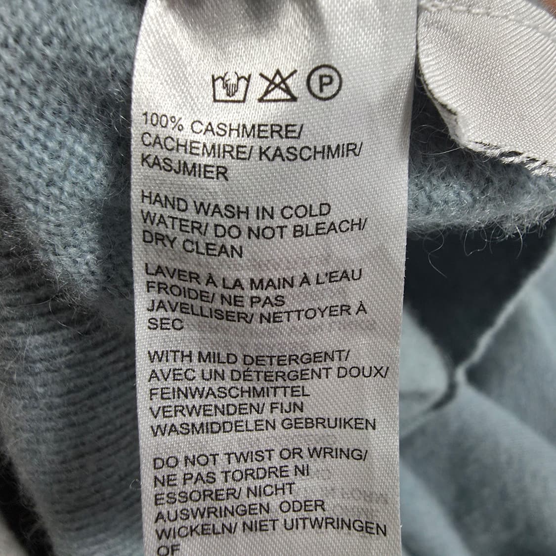 (L)블랙브라운 V넥 캐시미어 100% 니트 상품이미지5